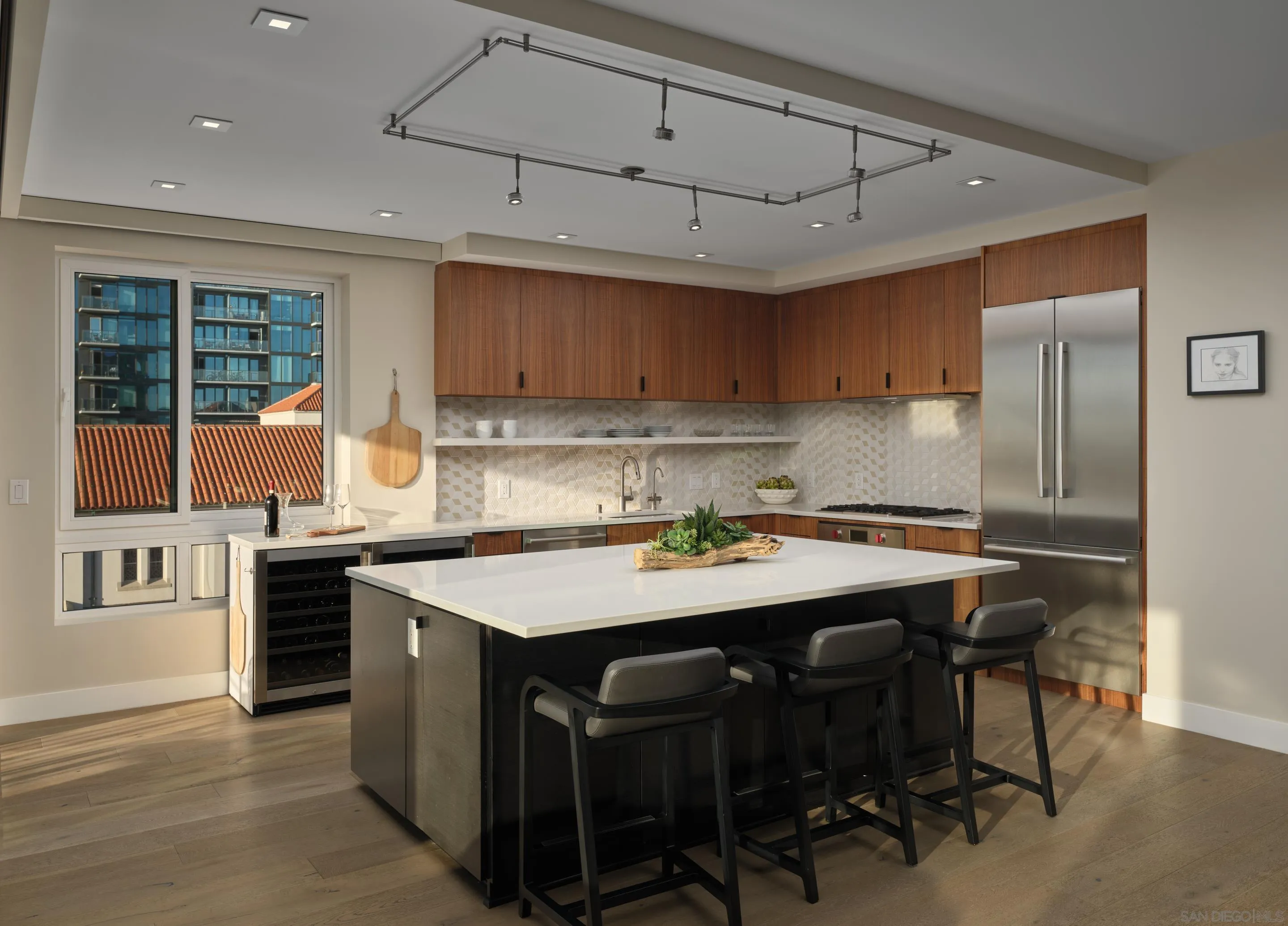 2665 5th Avenue Unit 608
