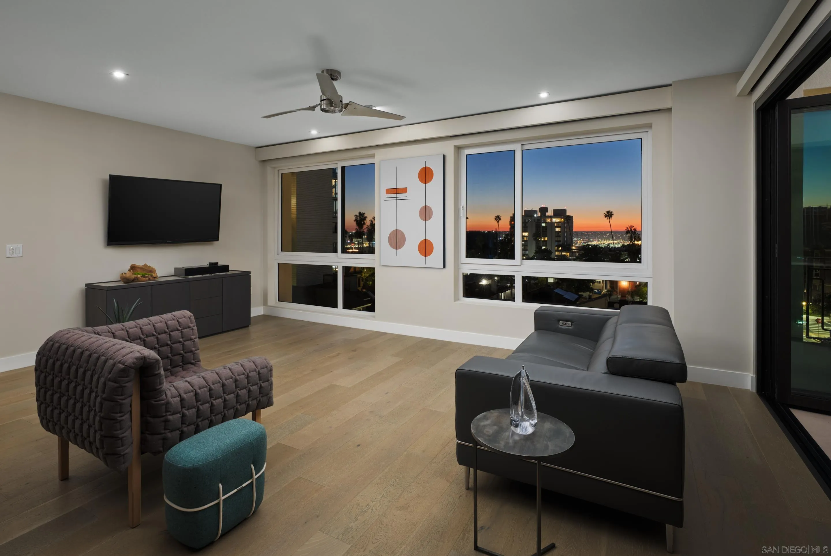 2665 5th Avenue Unit 608