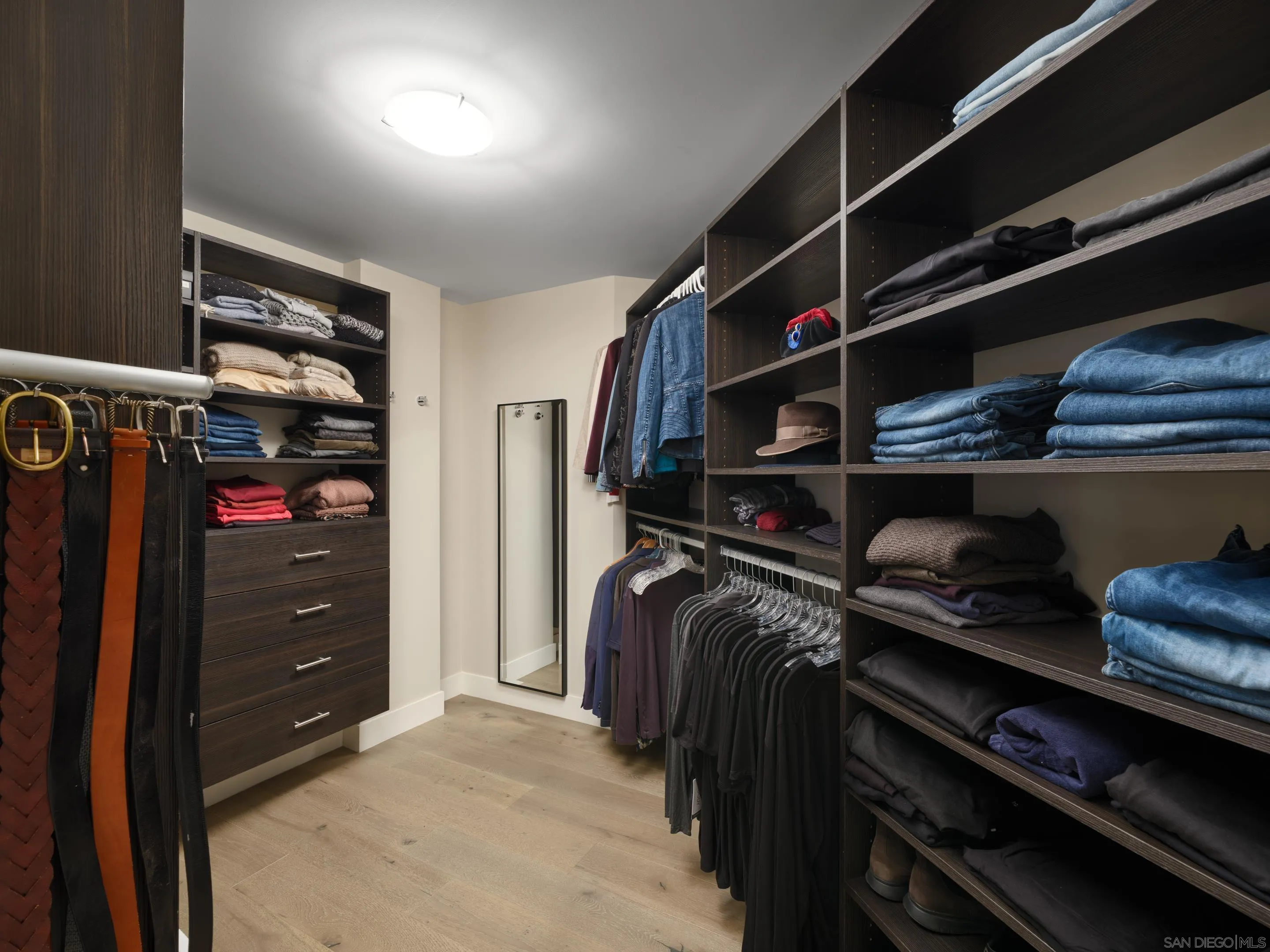2665 5th Avenue Unit 608