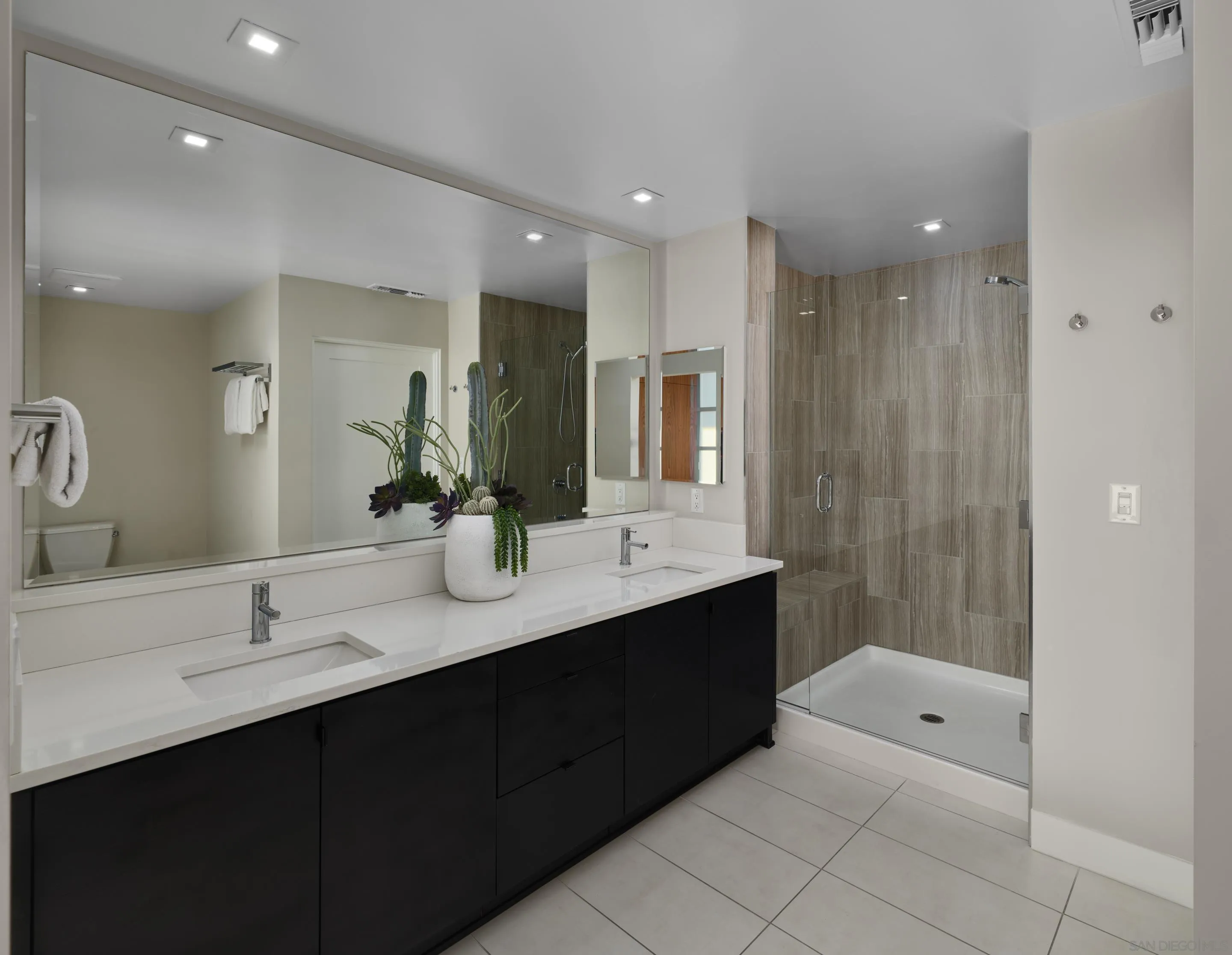 2665 5th Avenue Unit 608