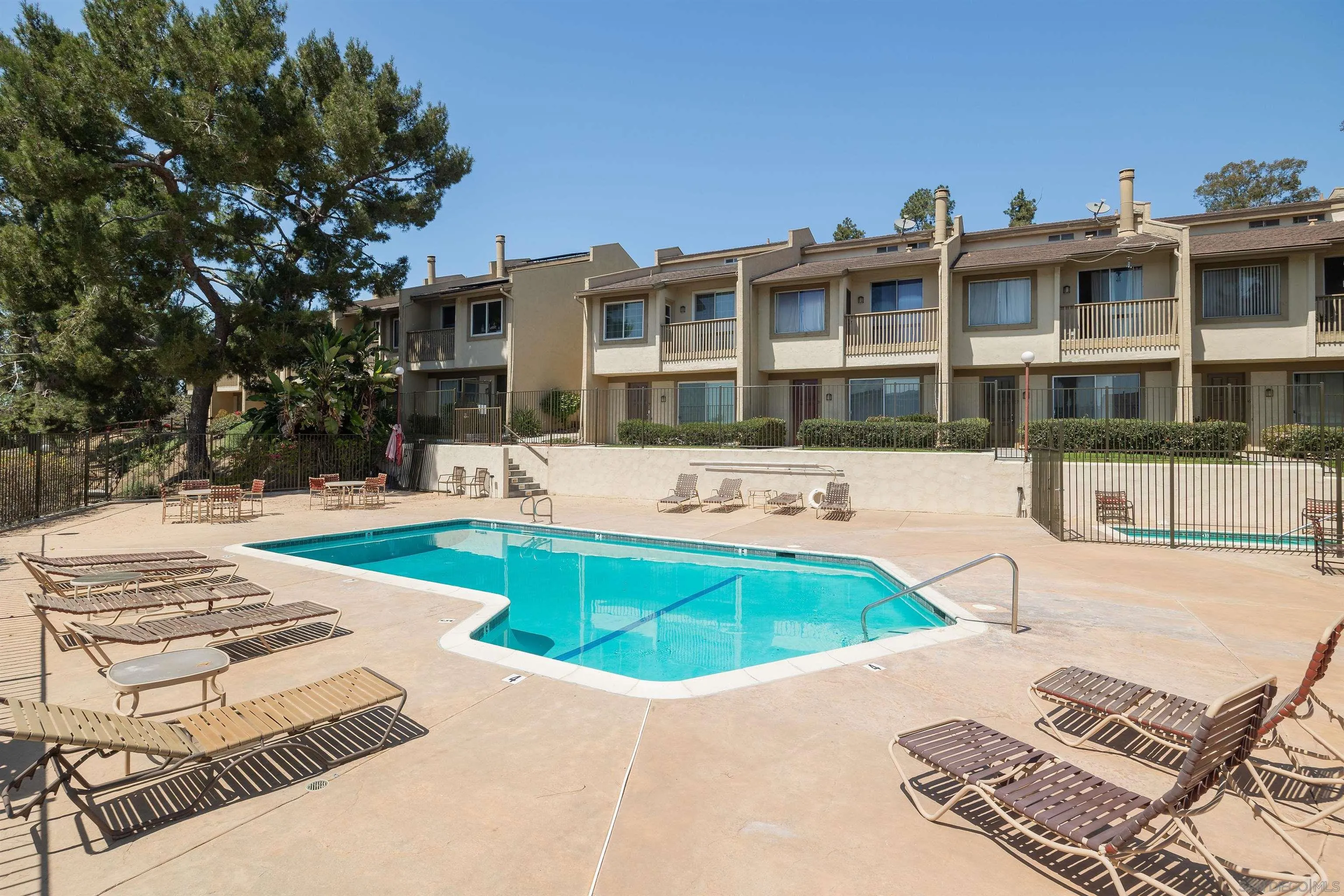 7700 Parkway Dr Unit 4