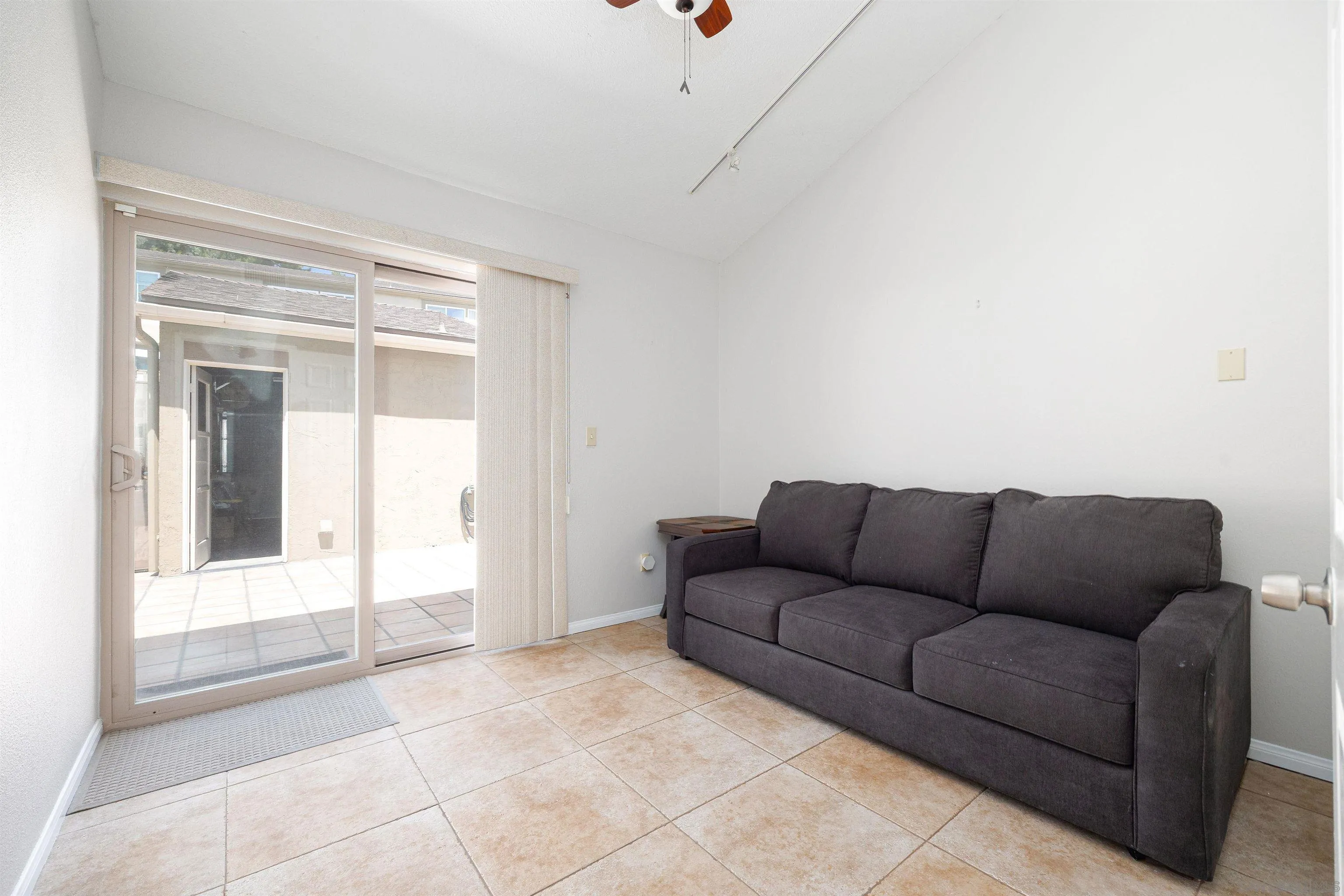7700 Parkway Dr Unit 4