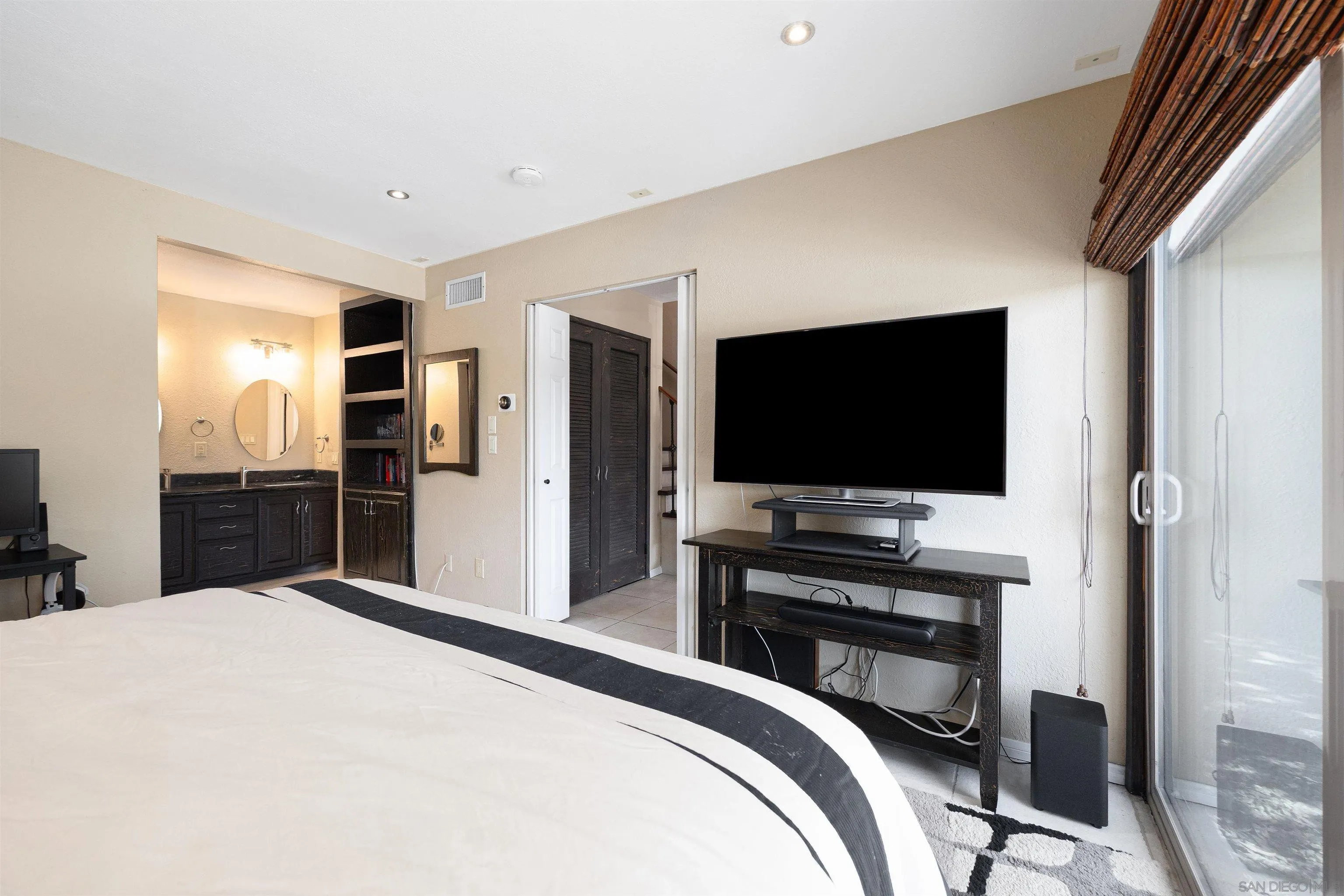 7700 Parkway Dr Unit 4