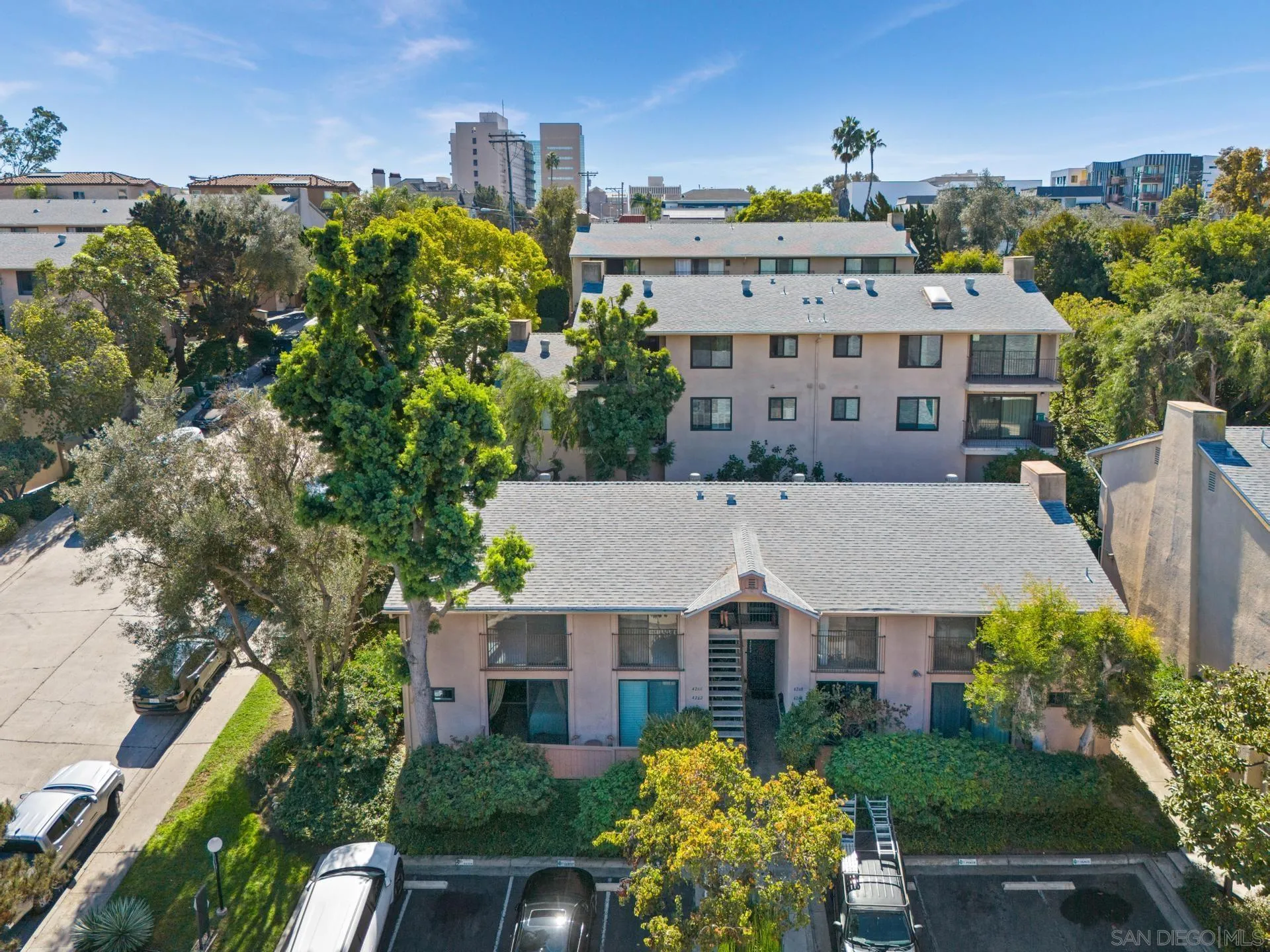 4266 5th Ave.