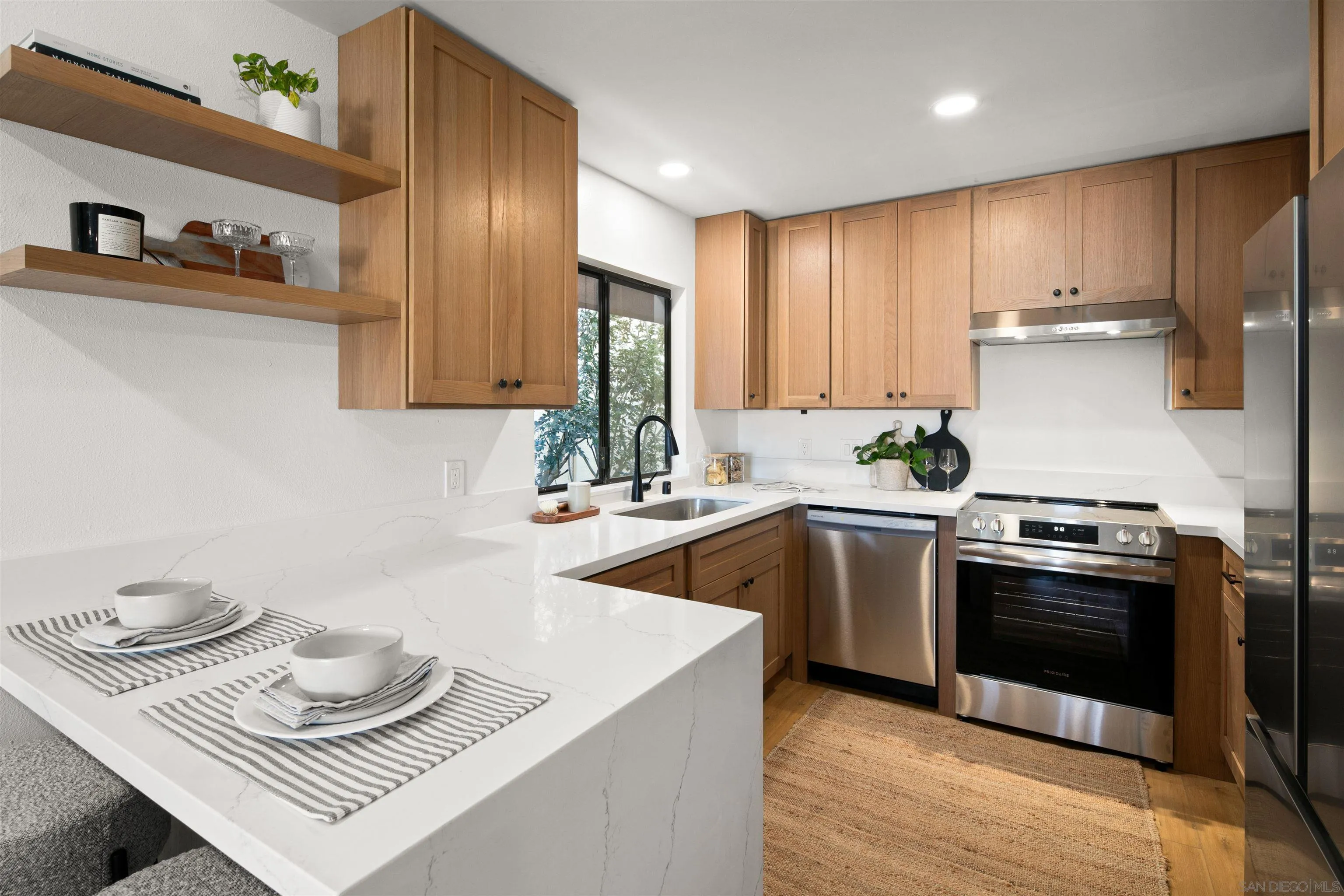 4266 5th Ave.
