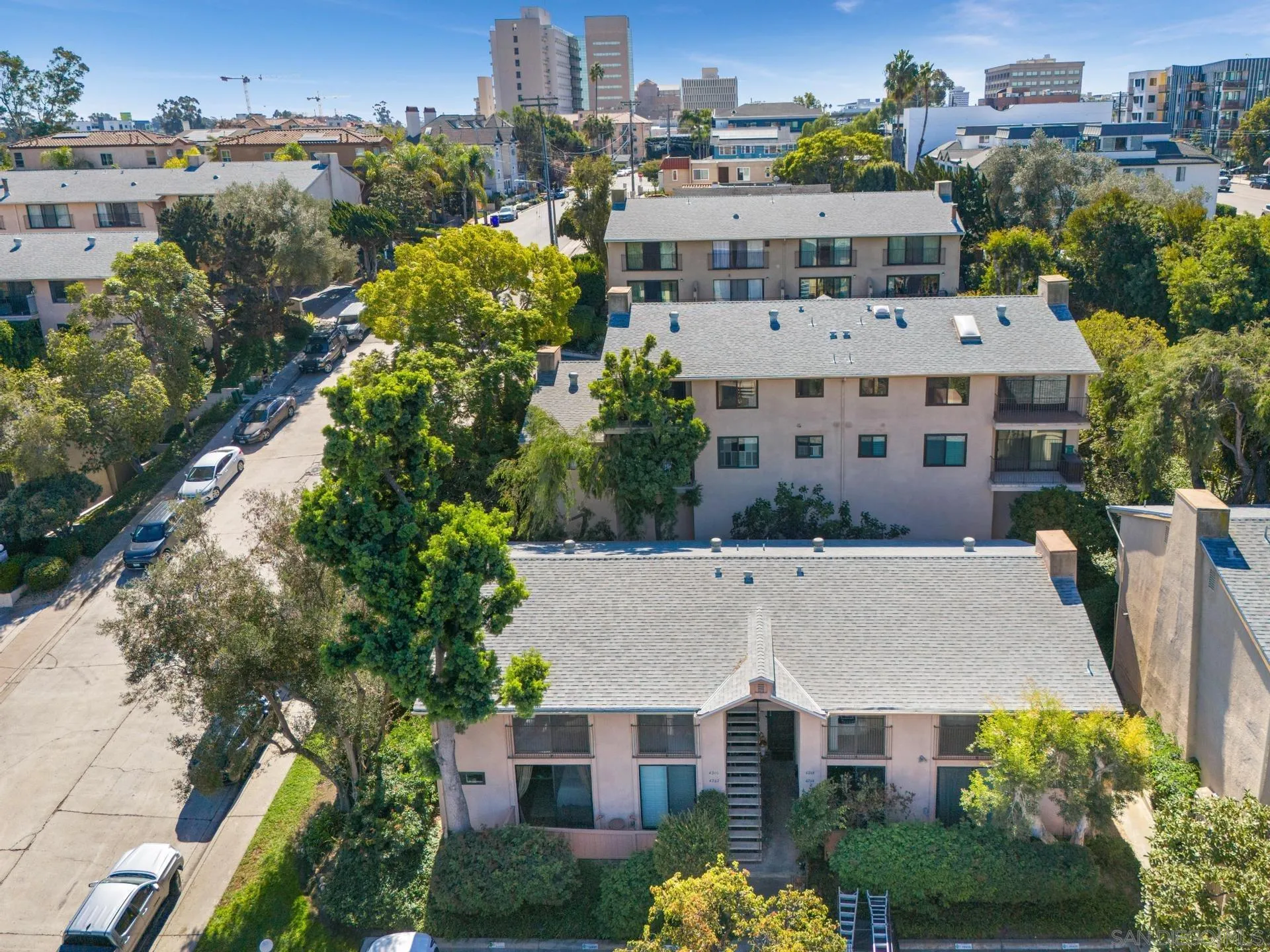 4266 5th Ave.