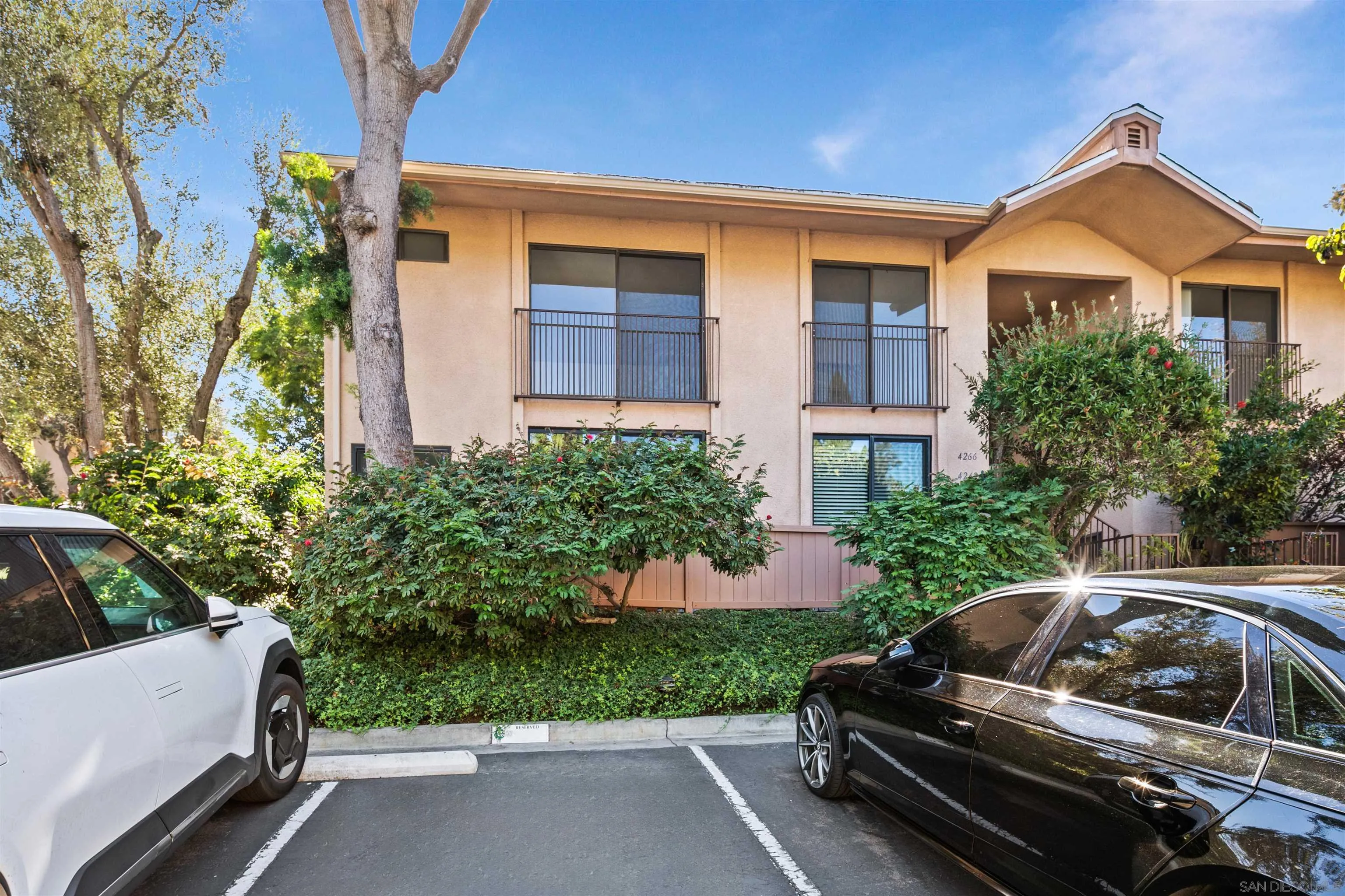 4266 5th Ave.