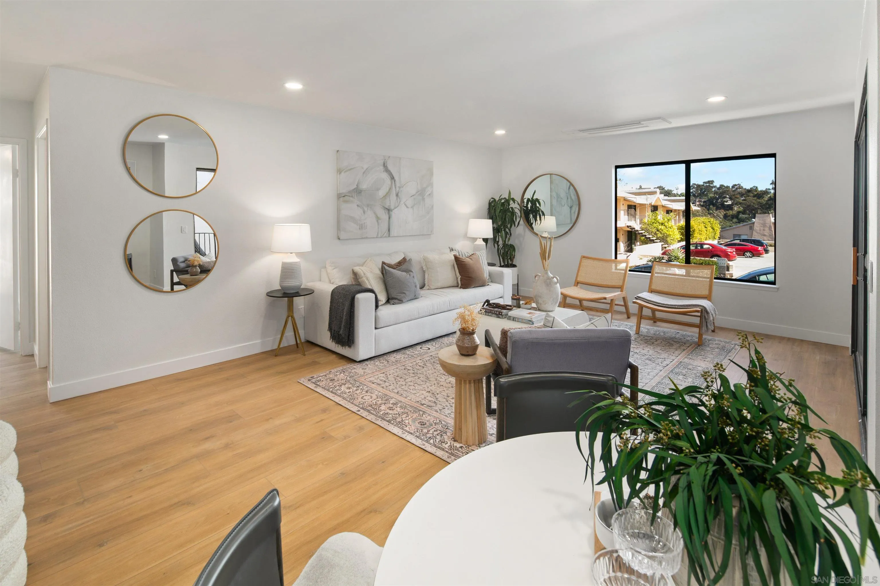 4266 5th Ave.