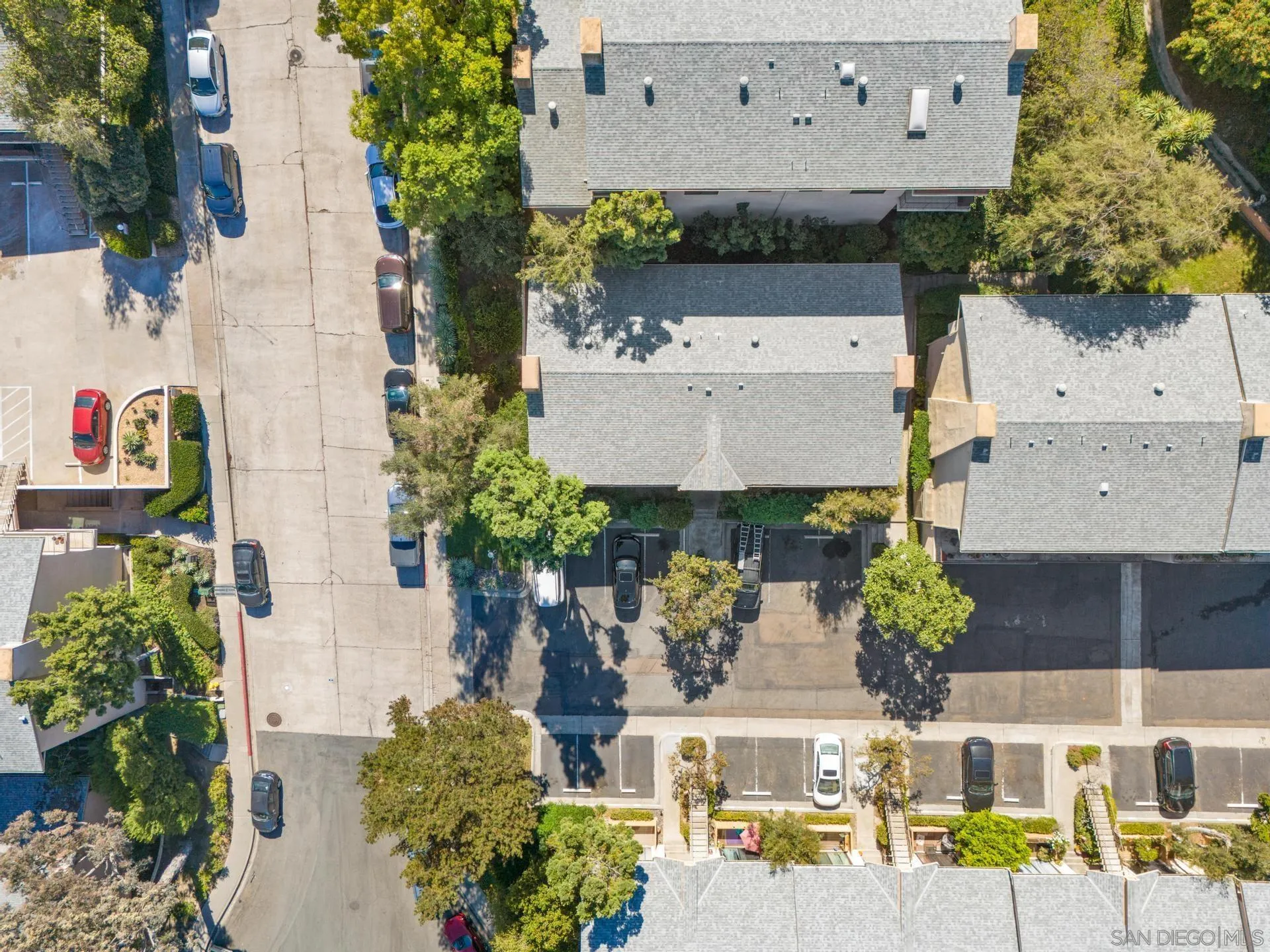 4266 5th Ave.