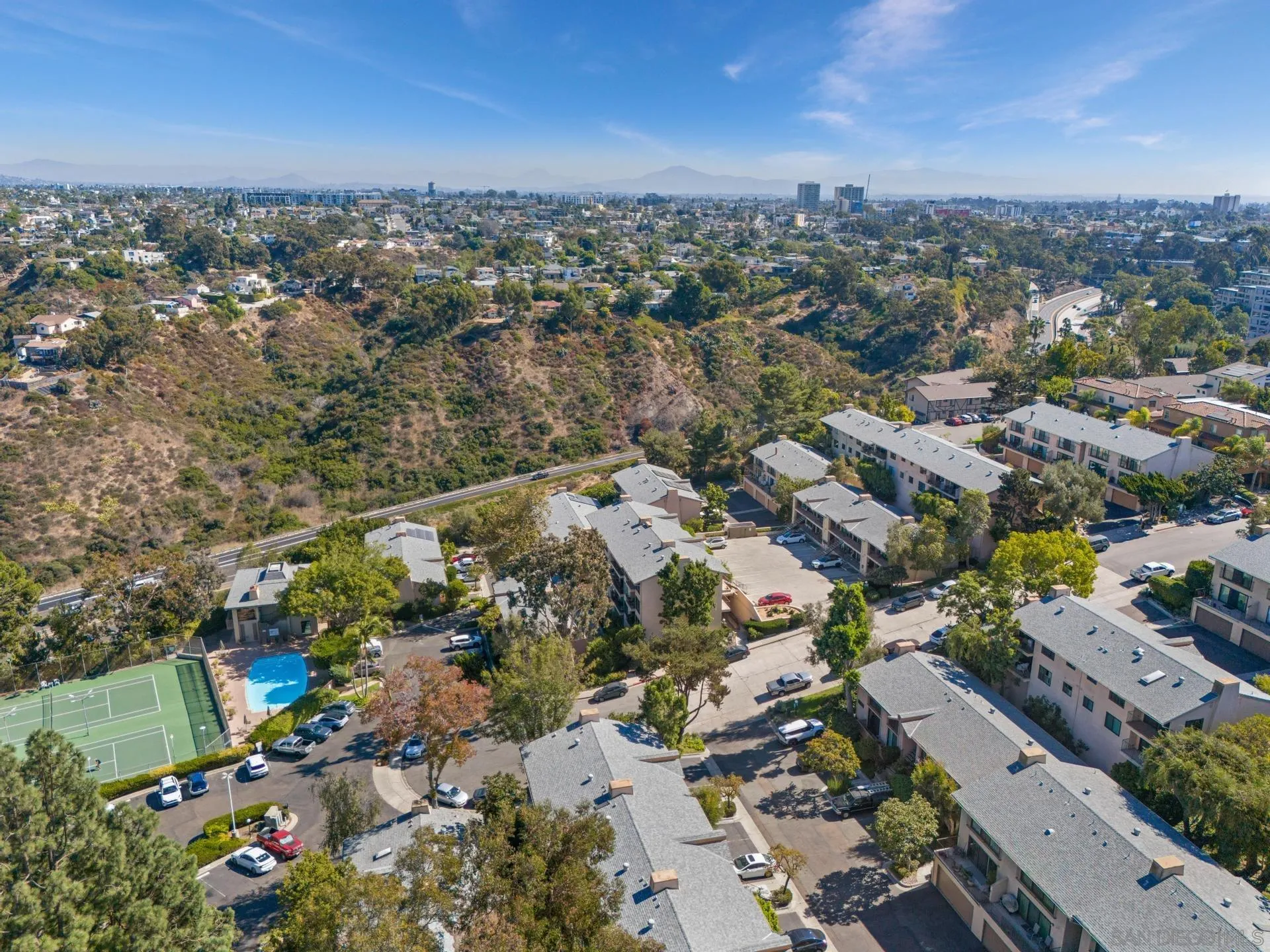 4266 5th Ave.