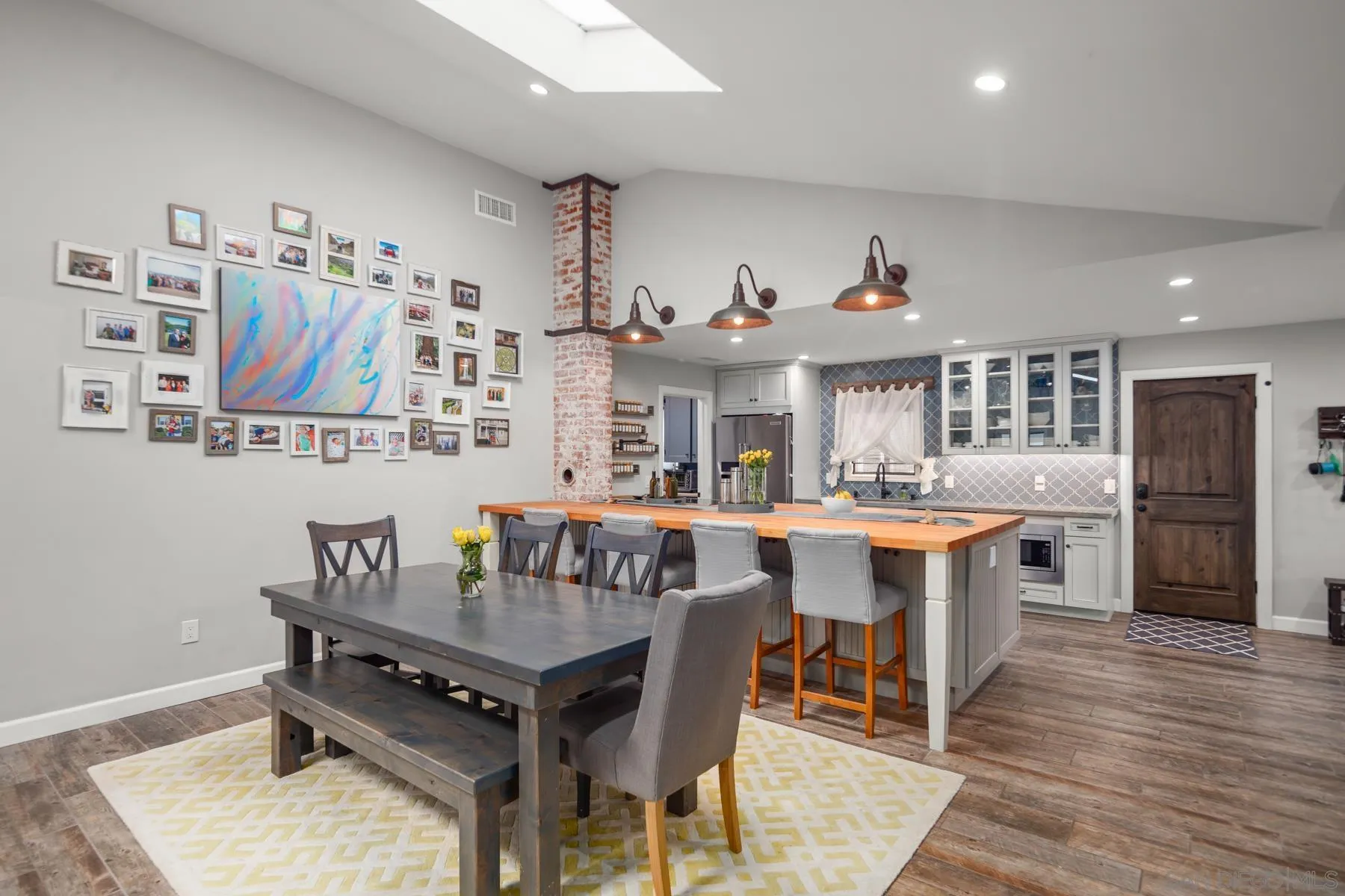 3153 Pine Lane
