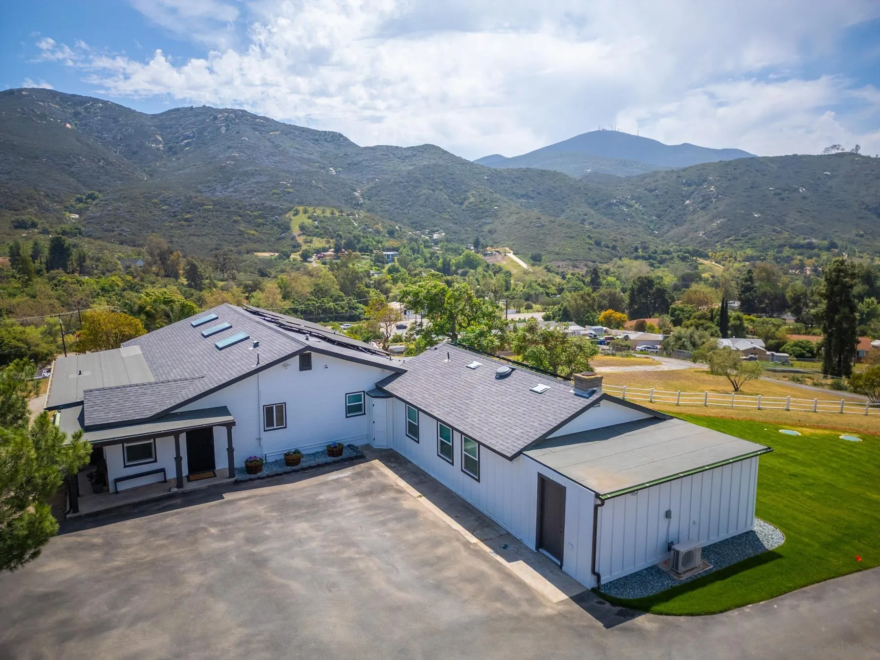 3153 Pine Lane