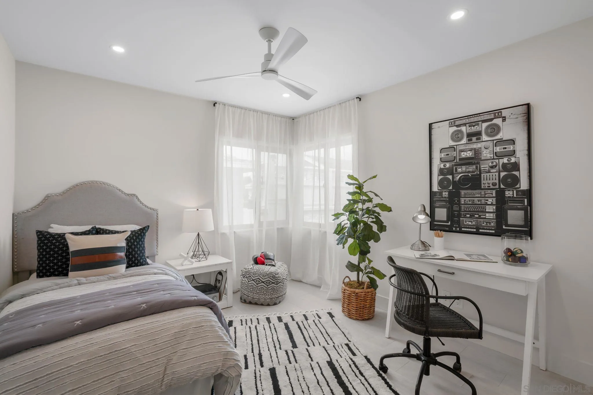 5306 La Jolla Mesa