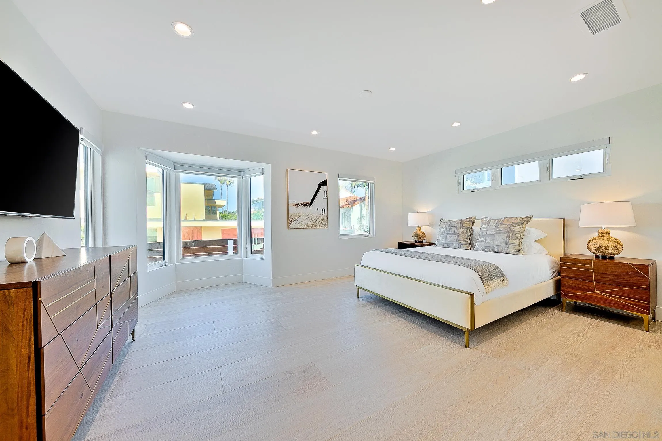 303 Sea Lane
