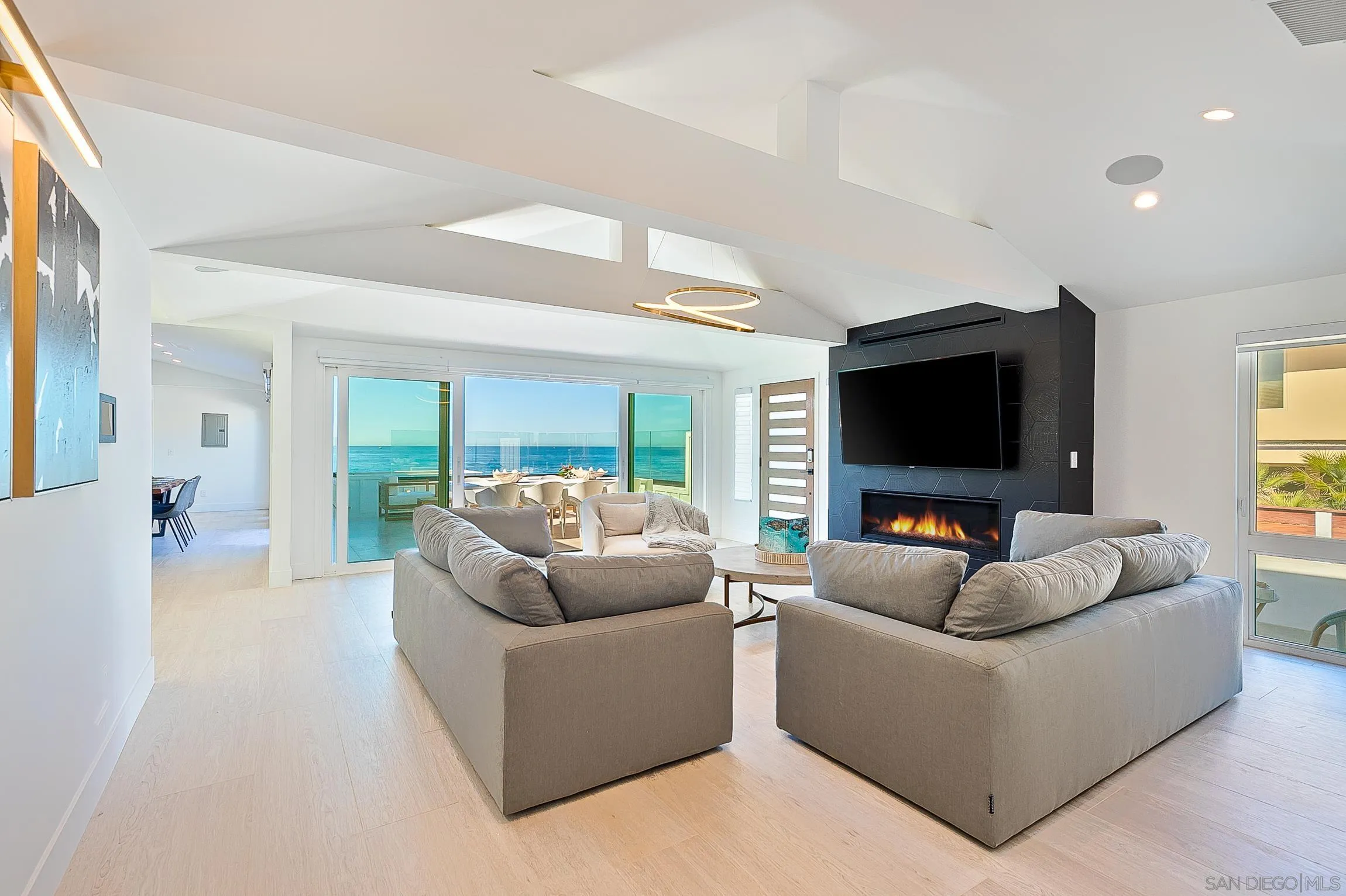 303 Sea Lane