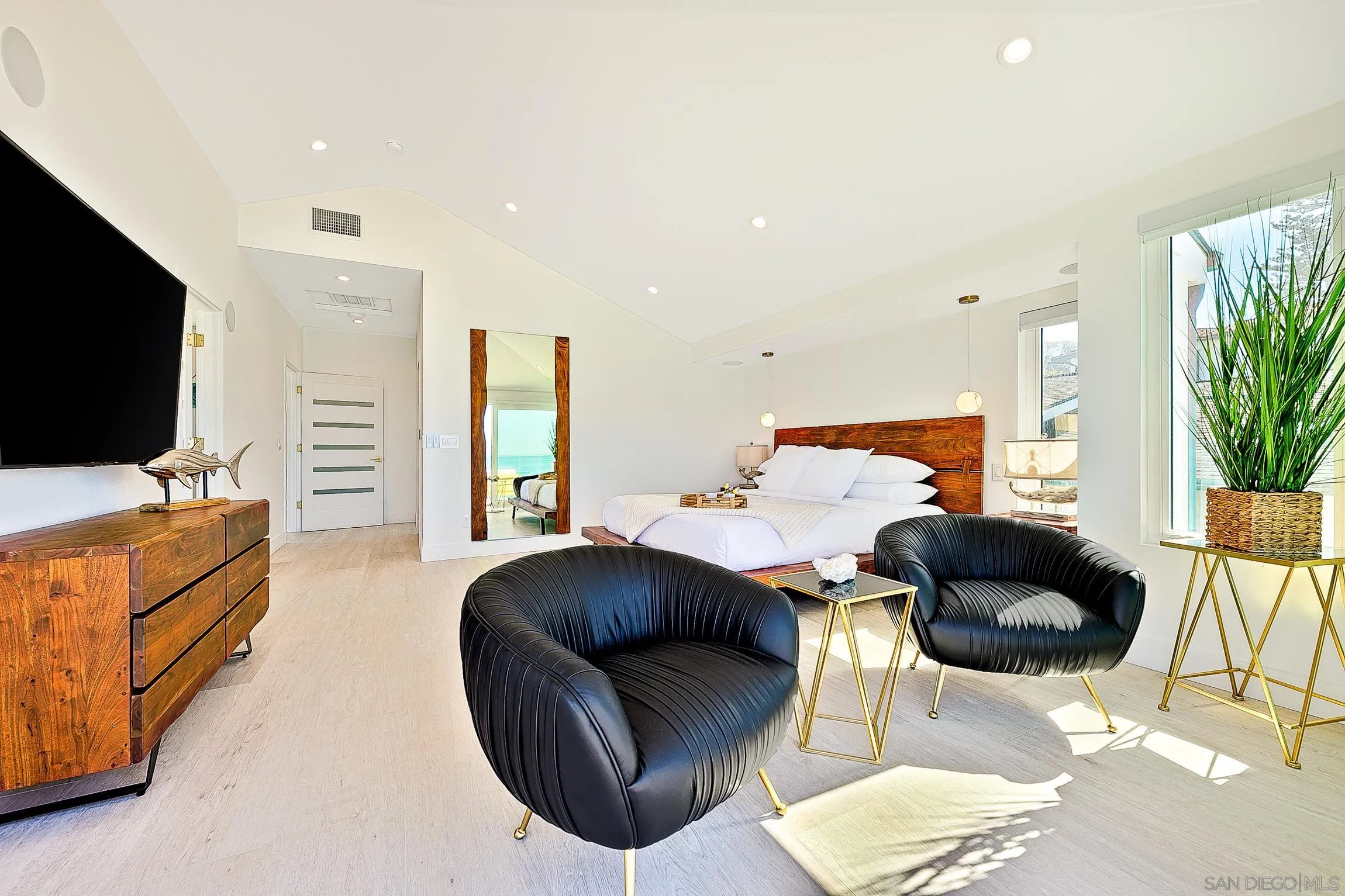 303 Sea Lane