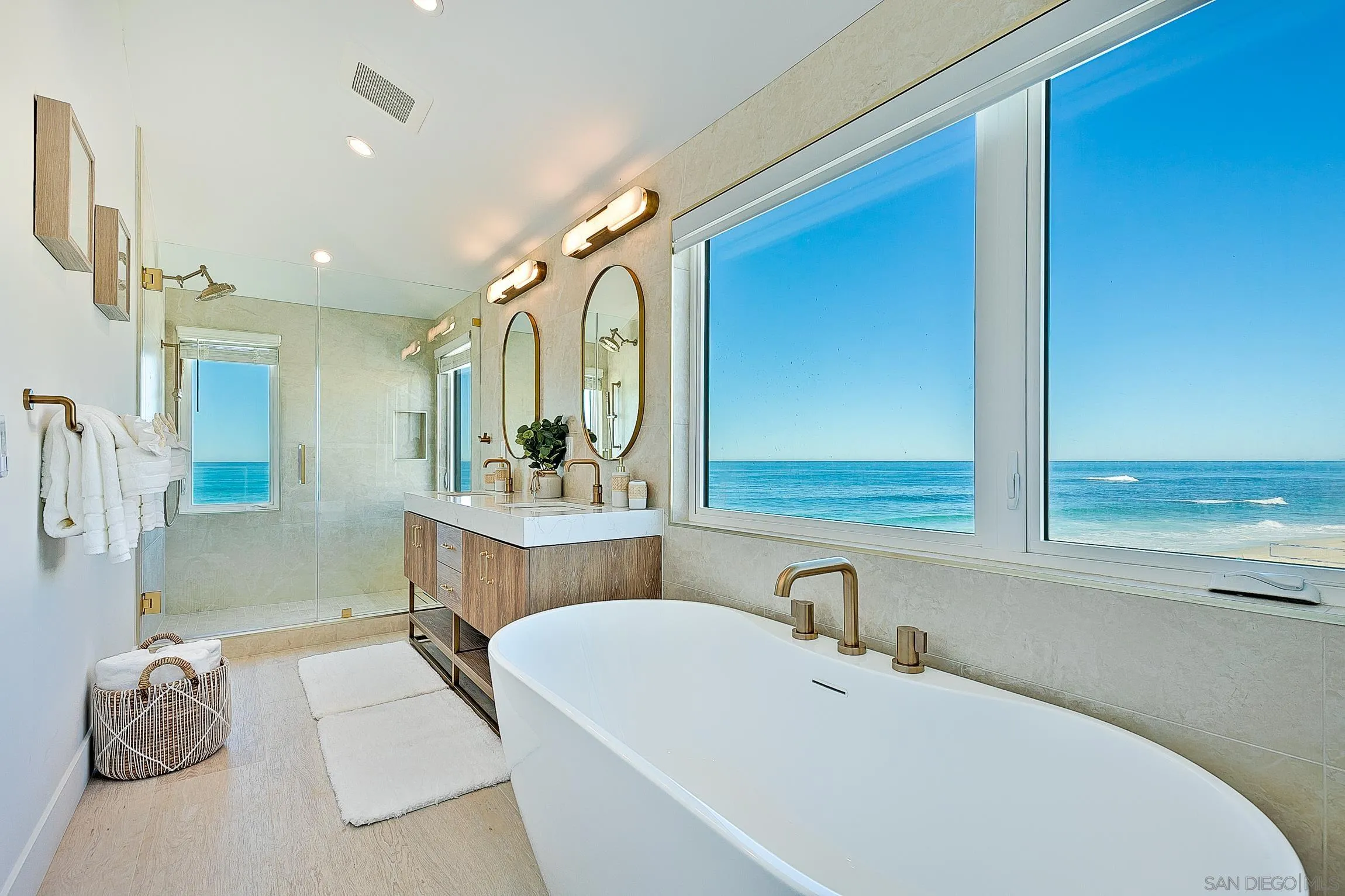 303 Sea Lane