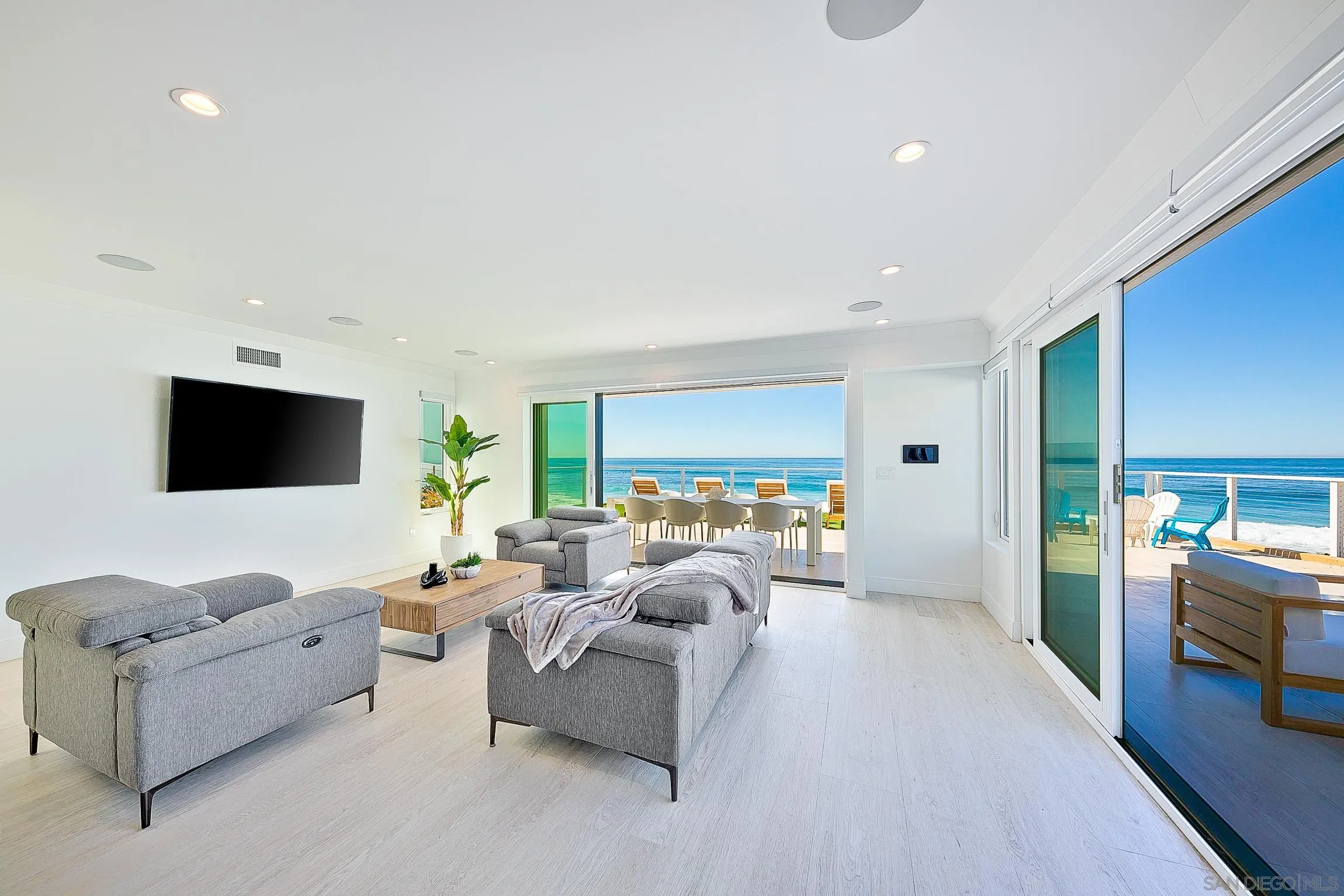 303 Sea Lane