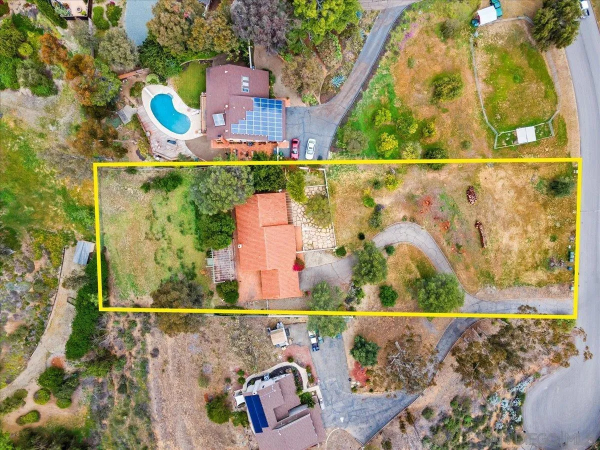 3316 Del Charro Rd