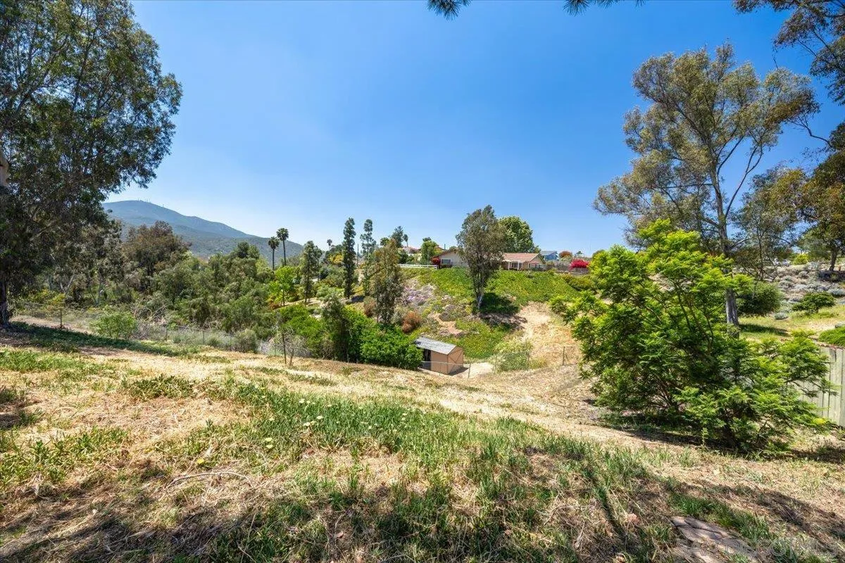 3316 Del Charro Rd