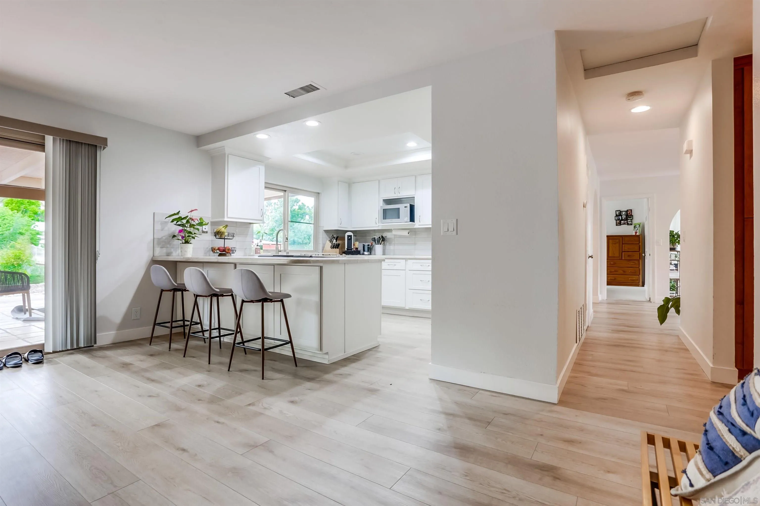 23409 Everett Pl