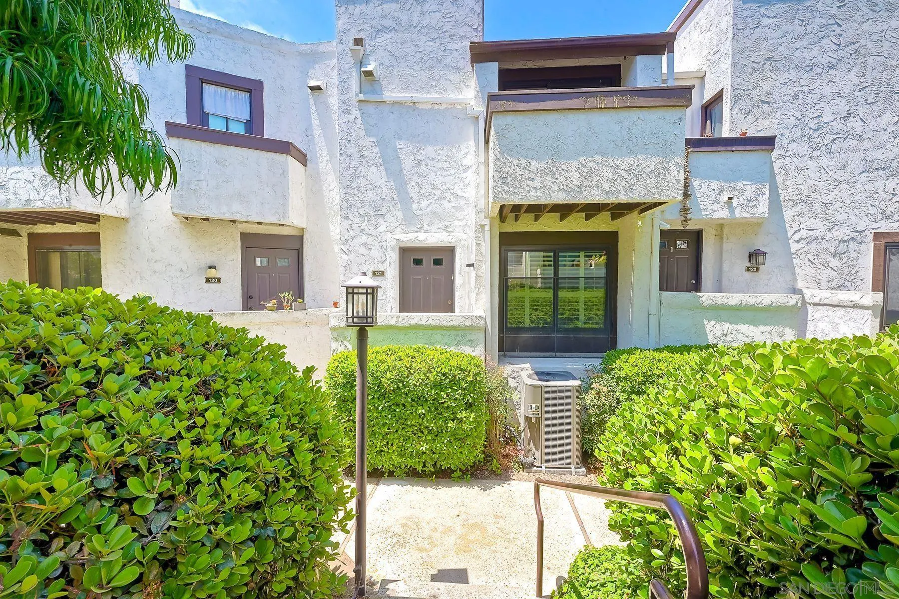 2234 Caminito Pajarito Unit 121