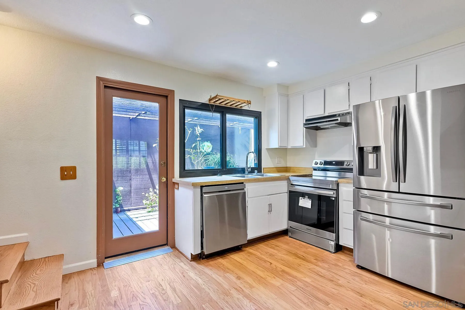 2234 Caminito Pajarito Unit 121