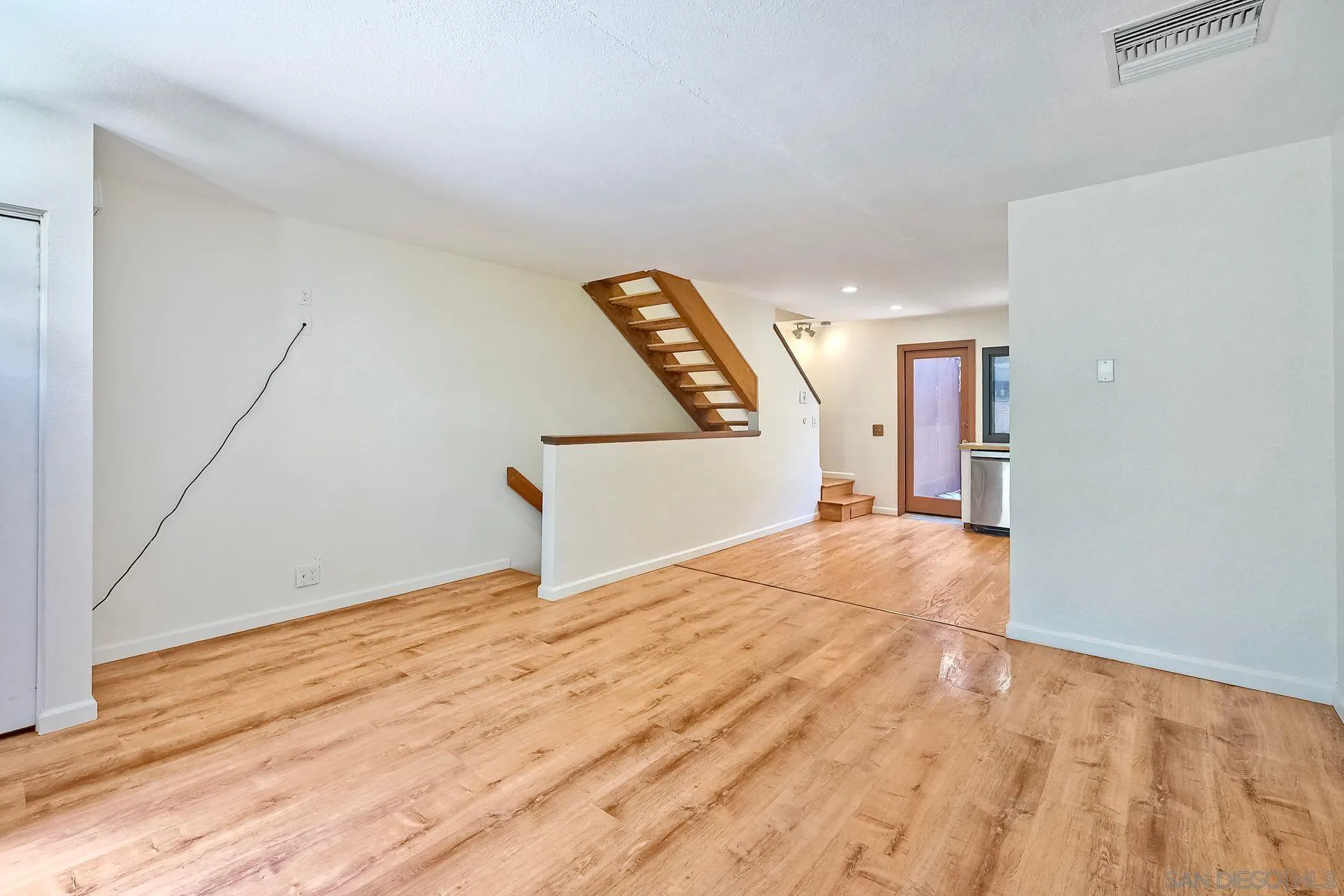 2234 Caminito Pajarito Unit 121
