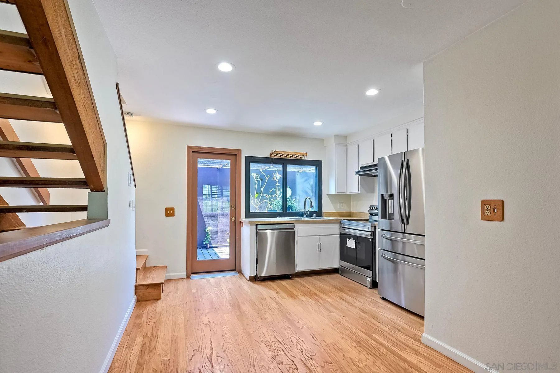 2234 Caminito Pajarito Unit 121