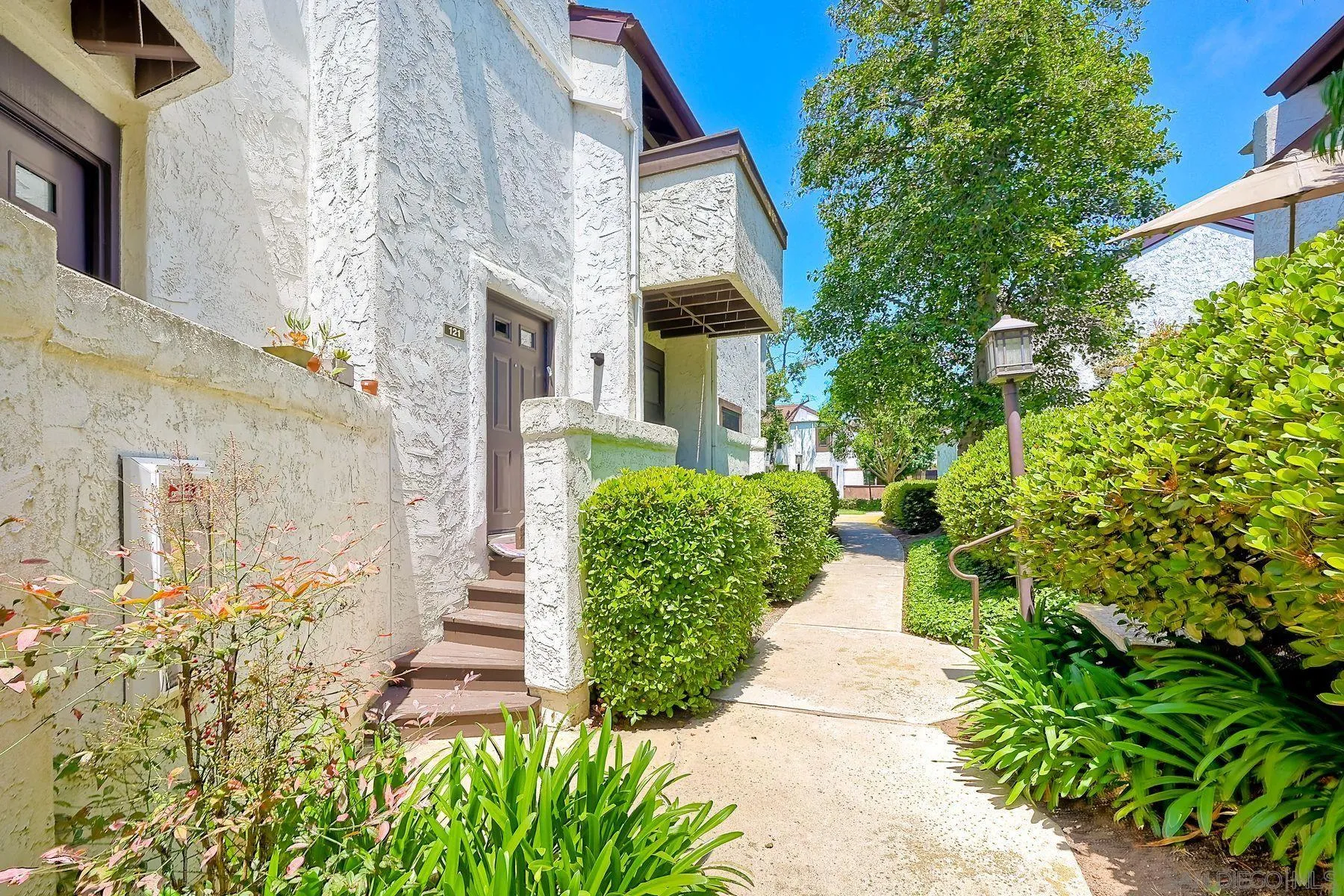 2234 Caminito Pajarito Unit 121