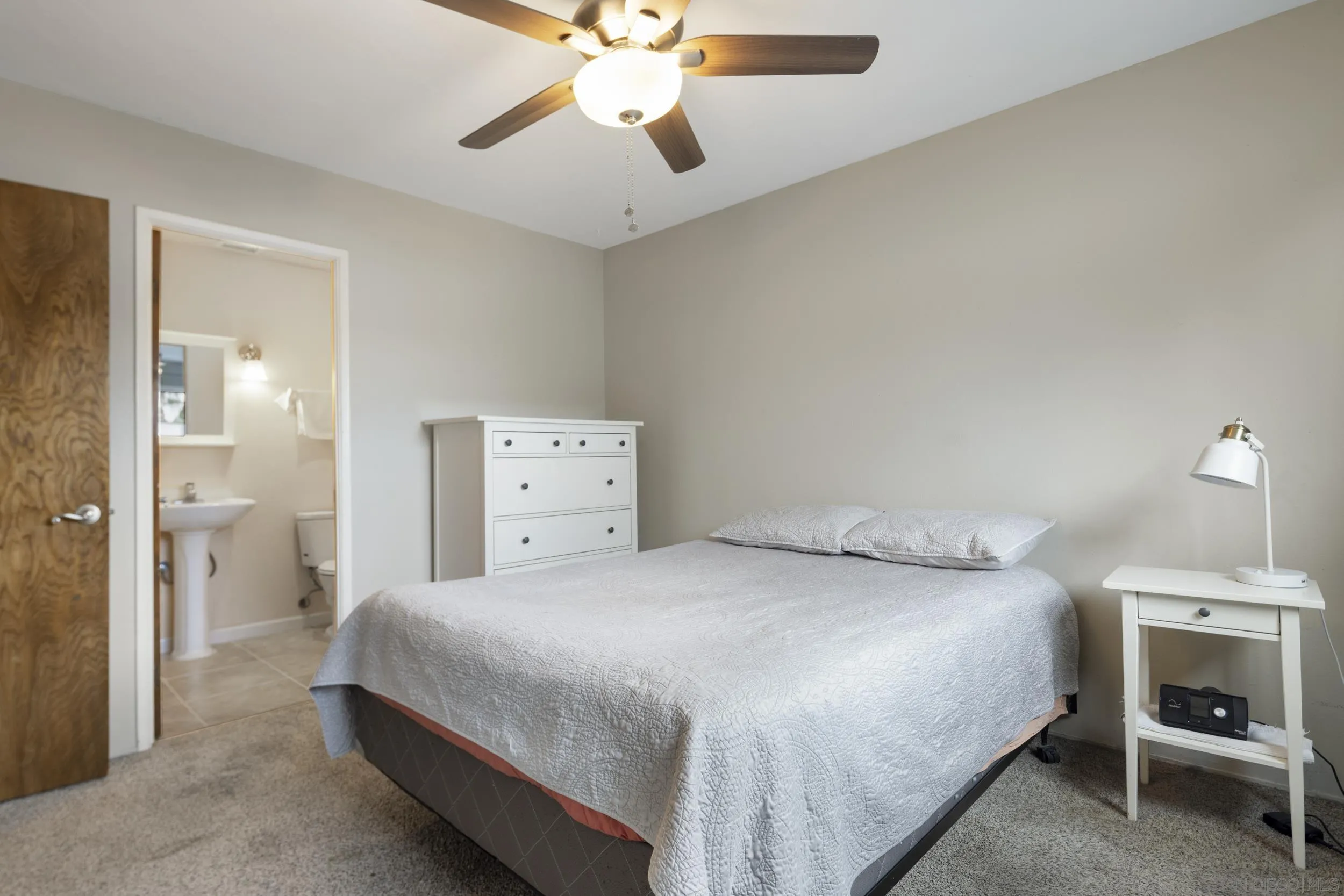 622 Ellen Ln