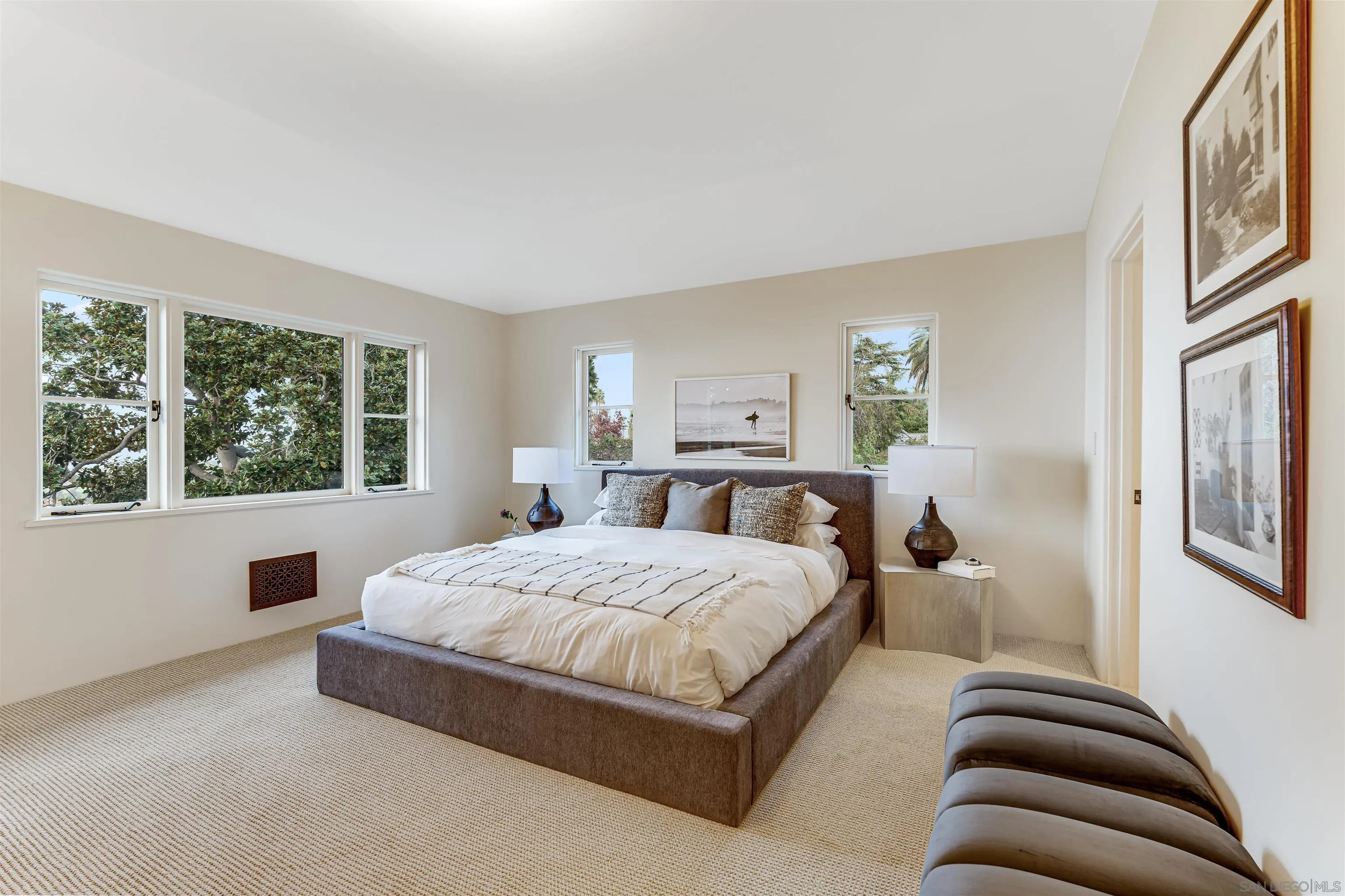 1205 Muirlands Dr