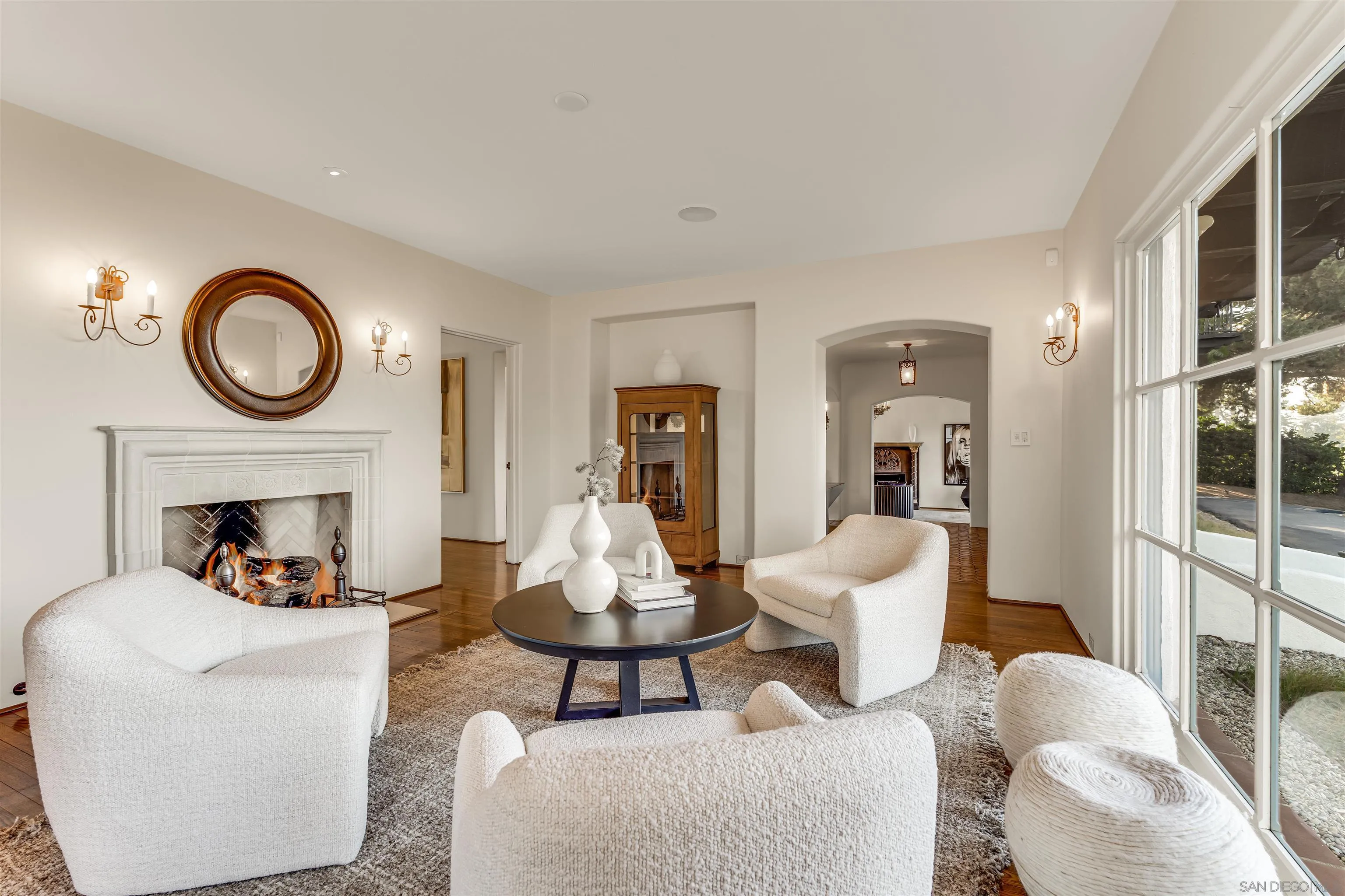 1205 Muirlands Dr