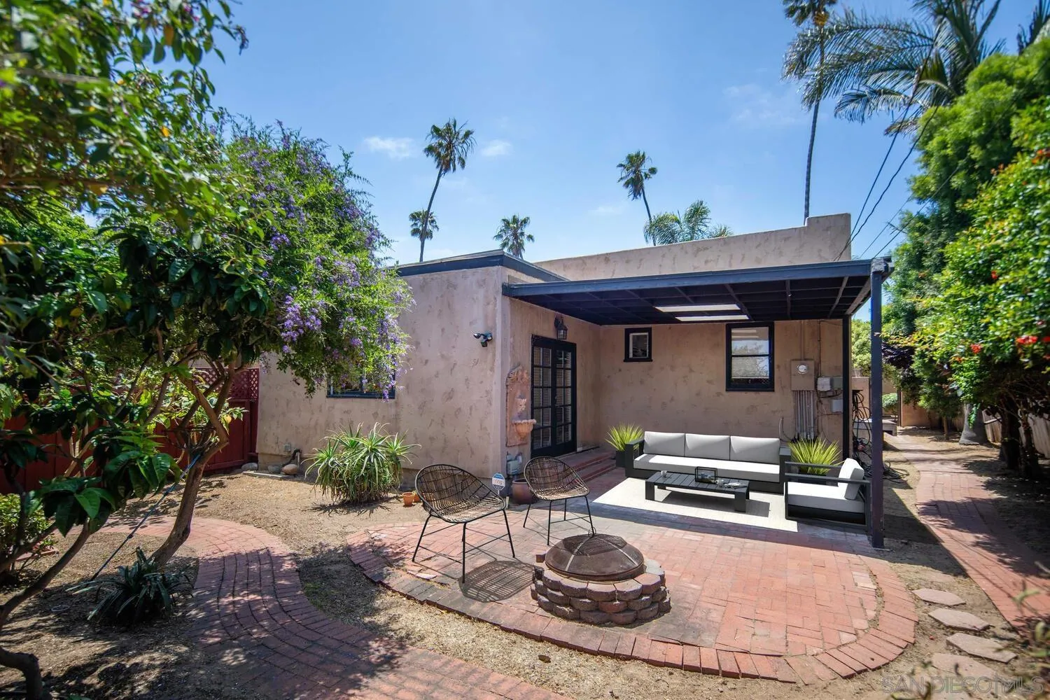 4978 W Point Loma Blvd