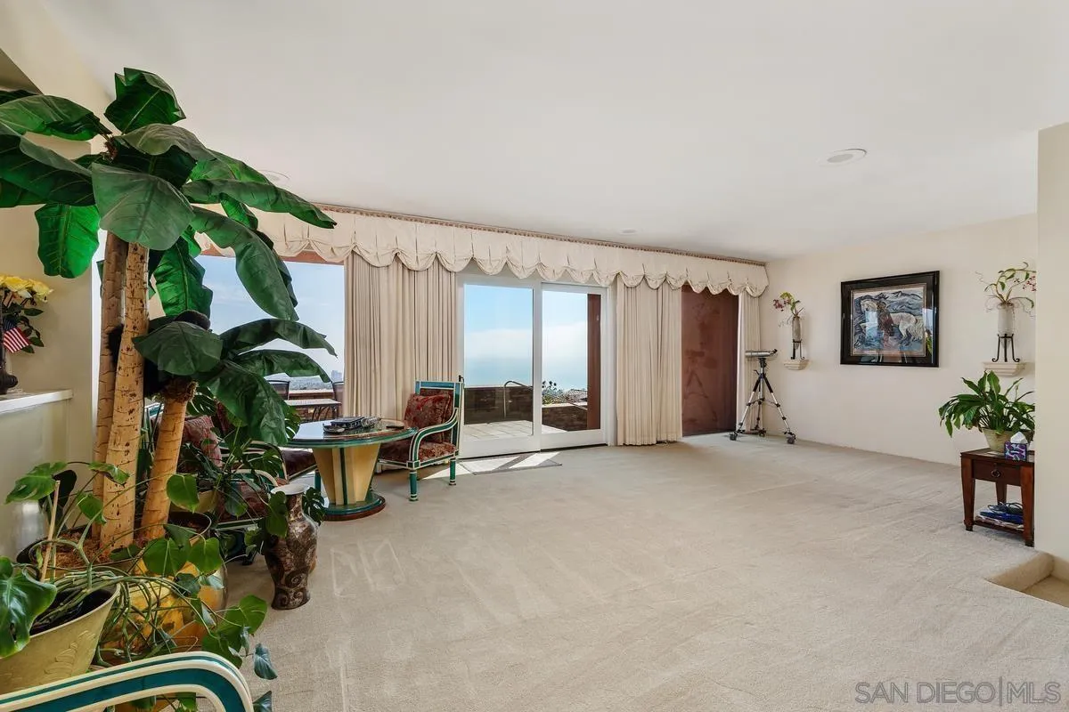 5717 Baja Mar