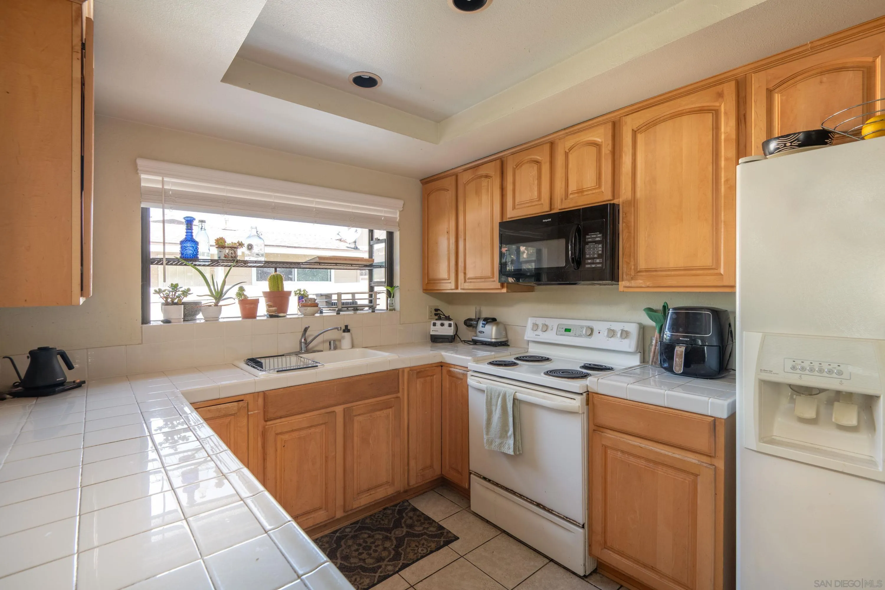 1828 Diamond St Unit 1