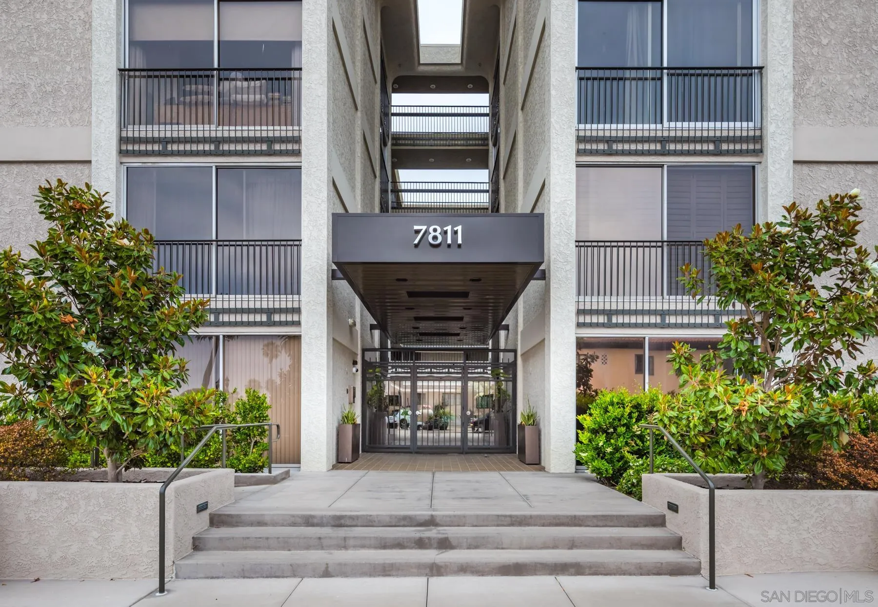 7811 Eads Ave Unit 411