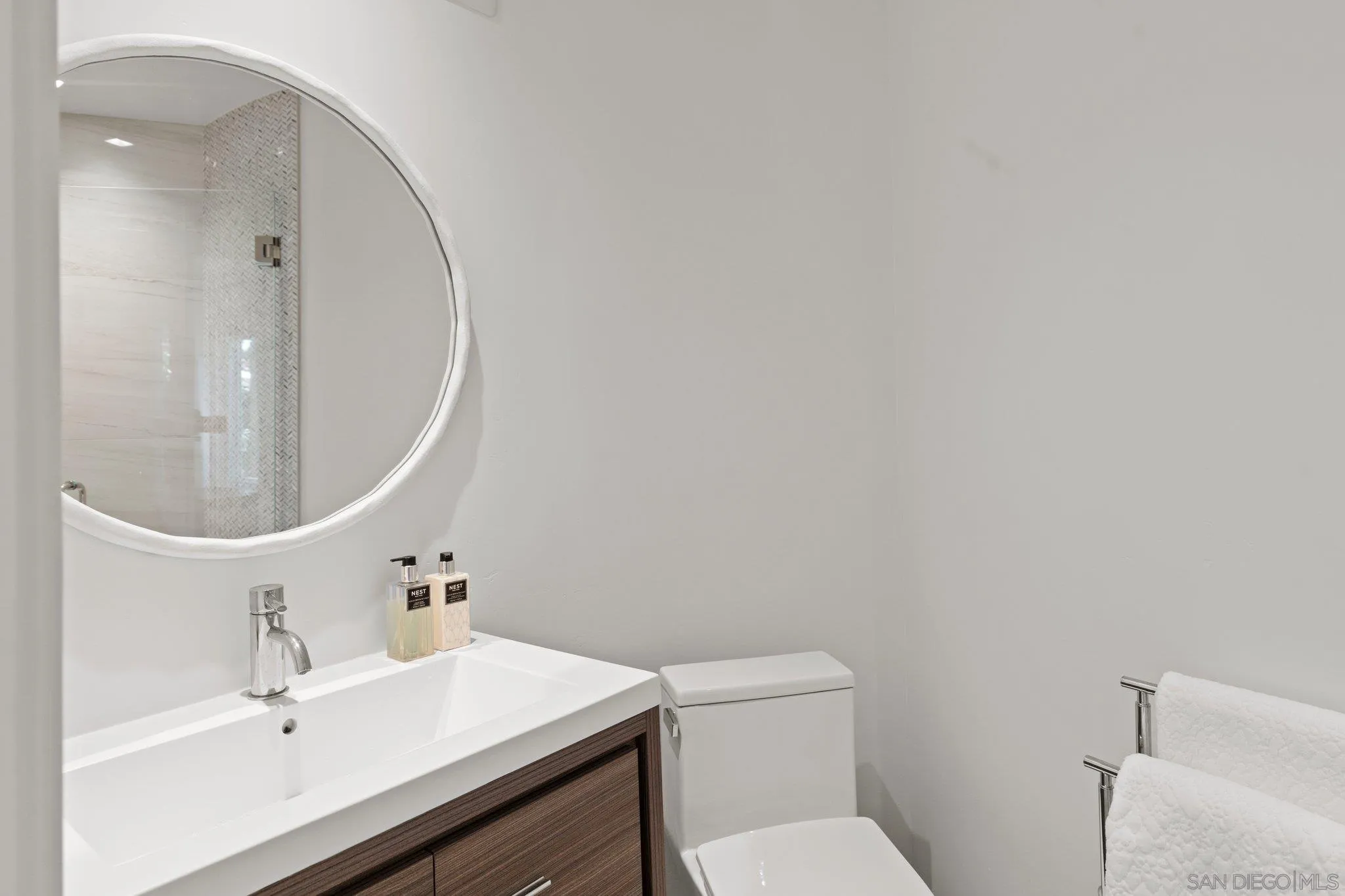 8121 Camino Del Sol Unit 102