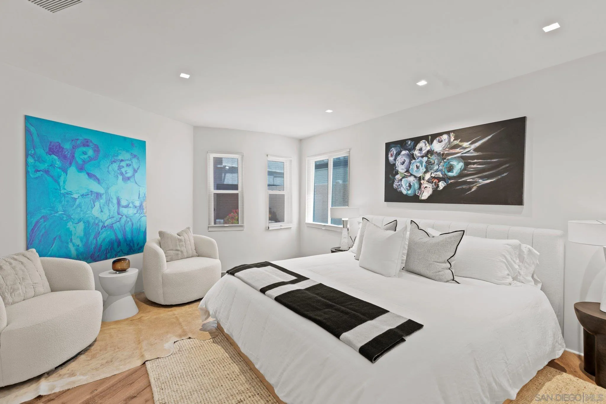 8121 Camino Del Sol Unit 102