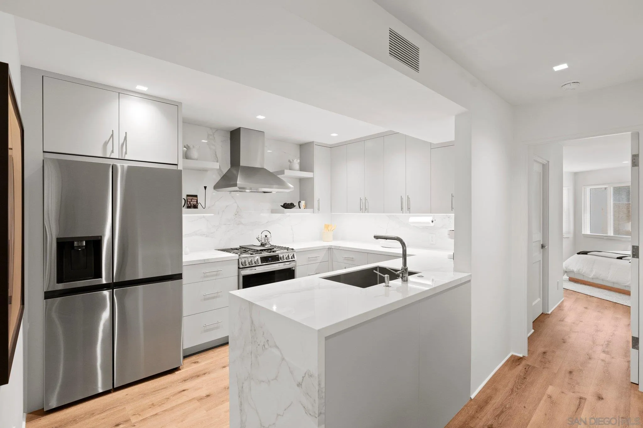 8121 Camino Del Sol Unit 102