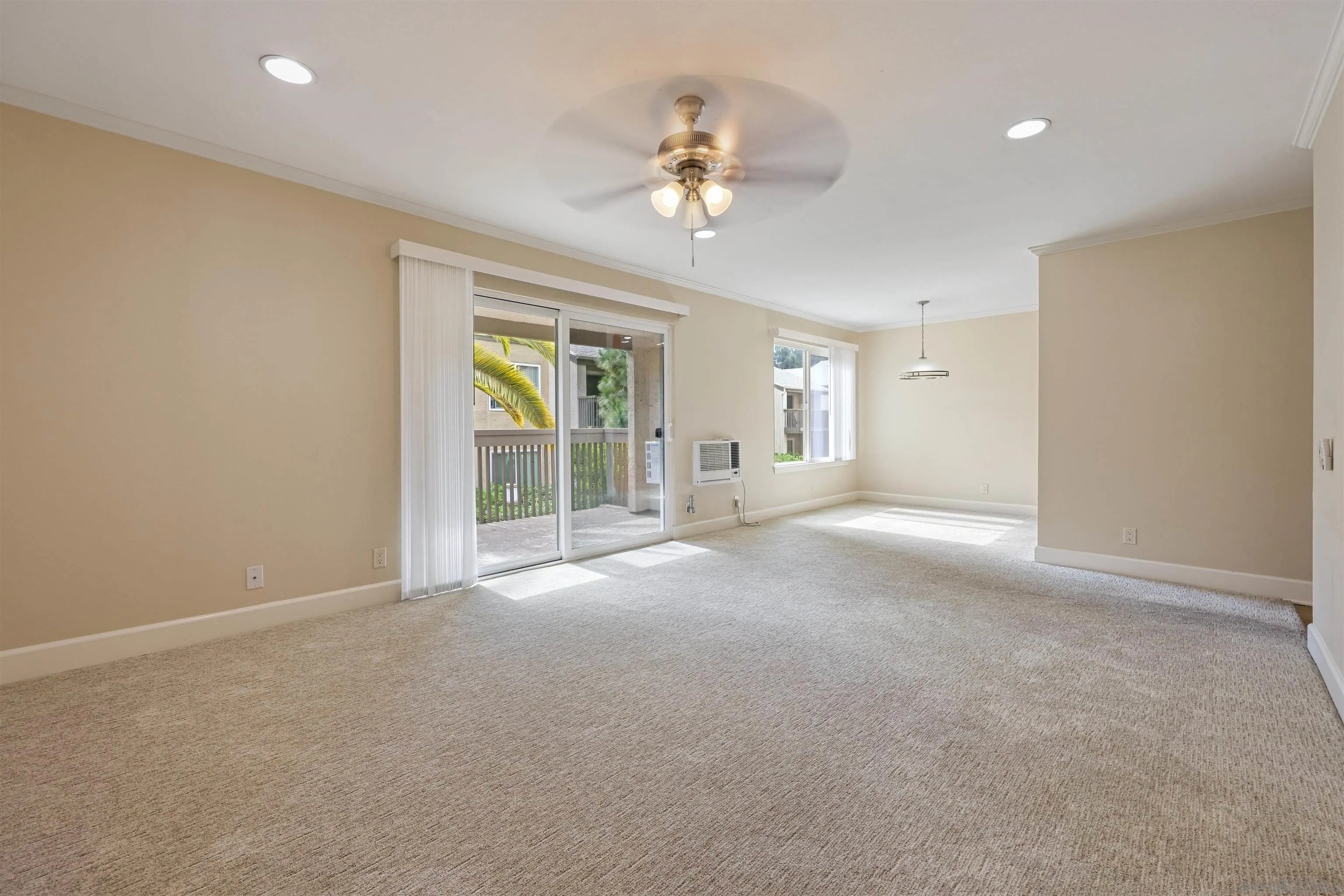 8515 Villa La Jolla Dr Unit: G