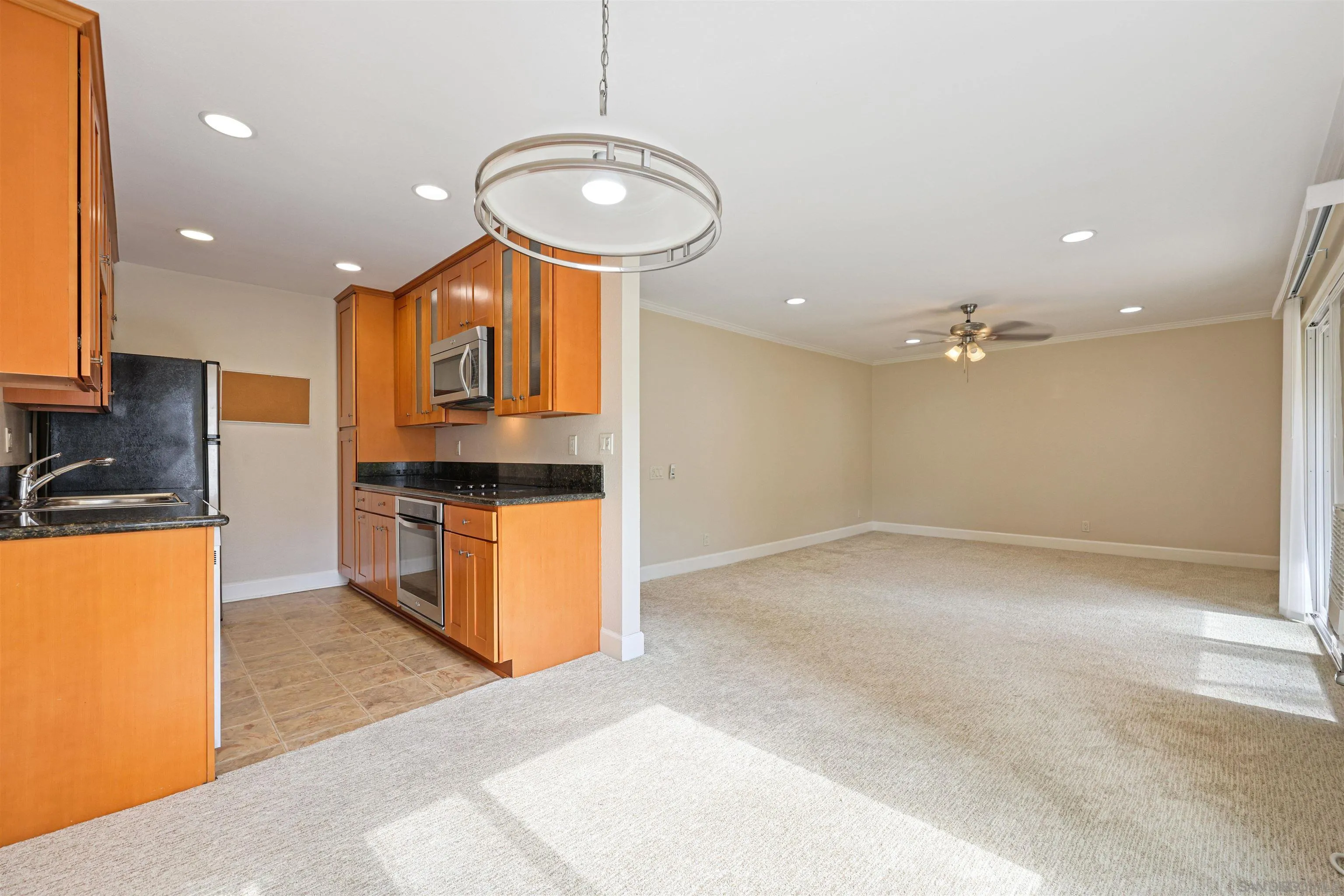 8515 Villa La Jolla Dr Unit: G