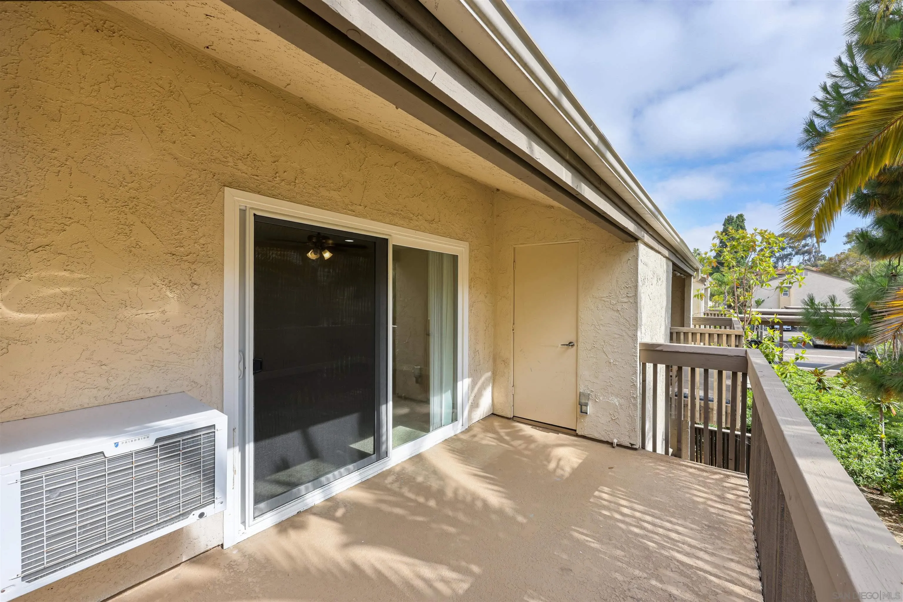 8515 Villa La Jolla Dr Unit: G