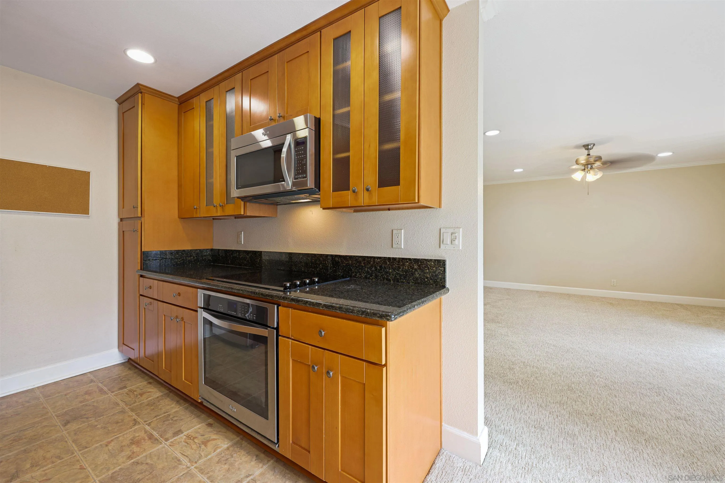 8515 Villa La Jolla Dr Unit: G