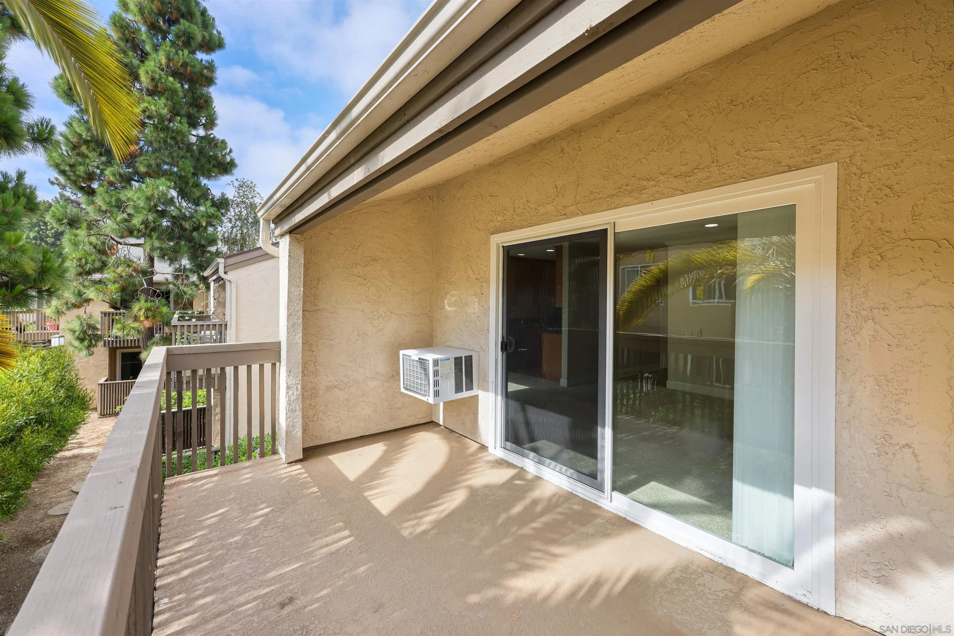 8515 Villa La Jolla Dr Unit: G