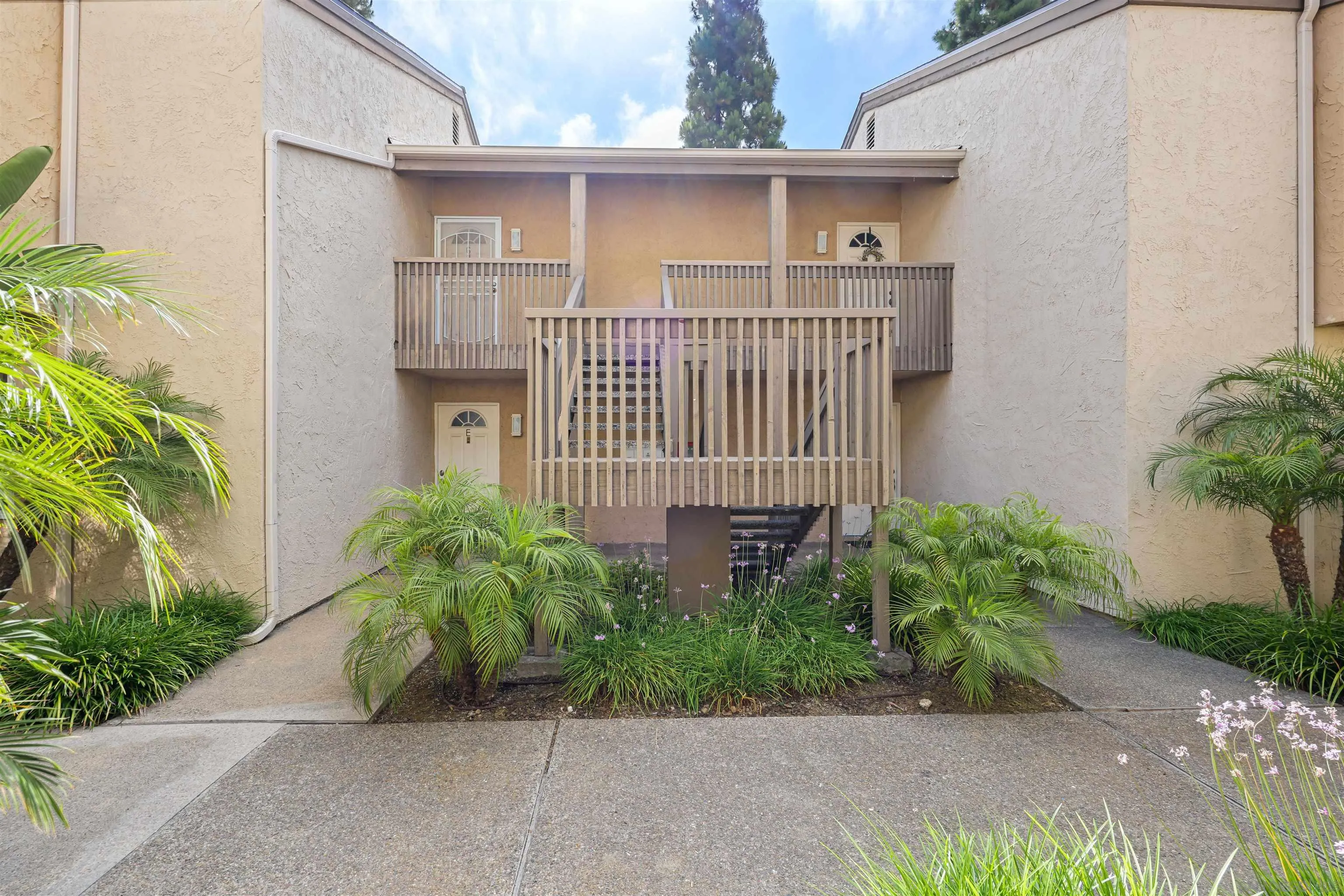 8515 Villa La Jolla Dr Unit: G