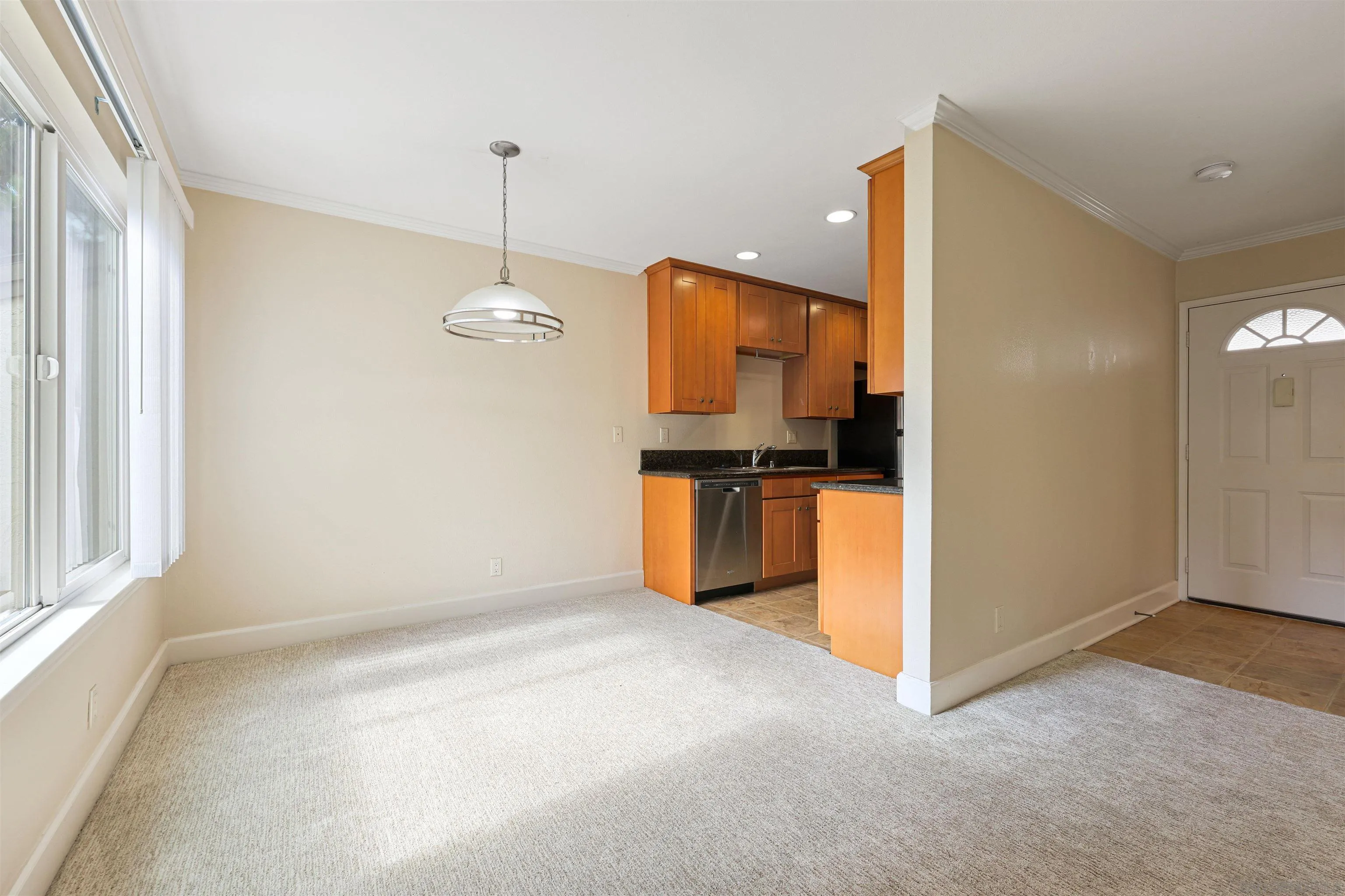 8515 Villa La Jolla Dr Unit: G