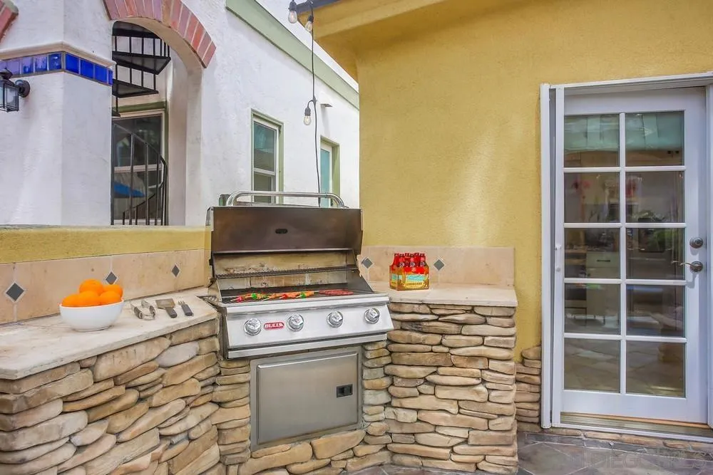 746 Ensenada Ct