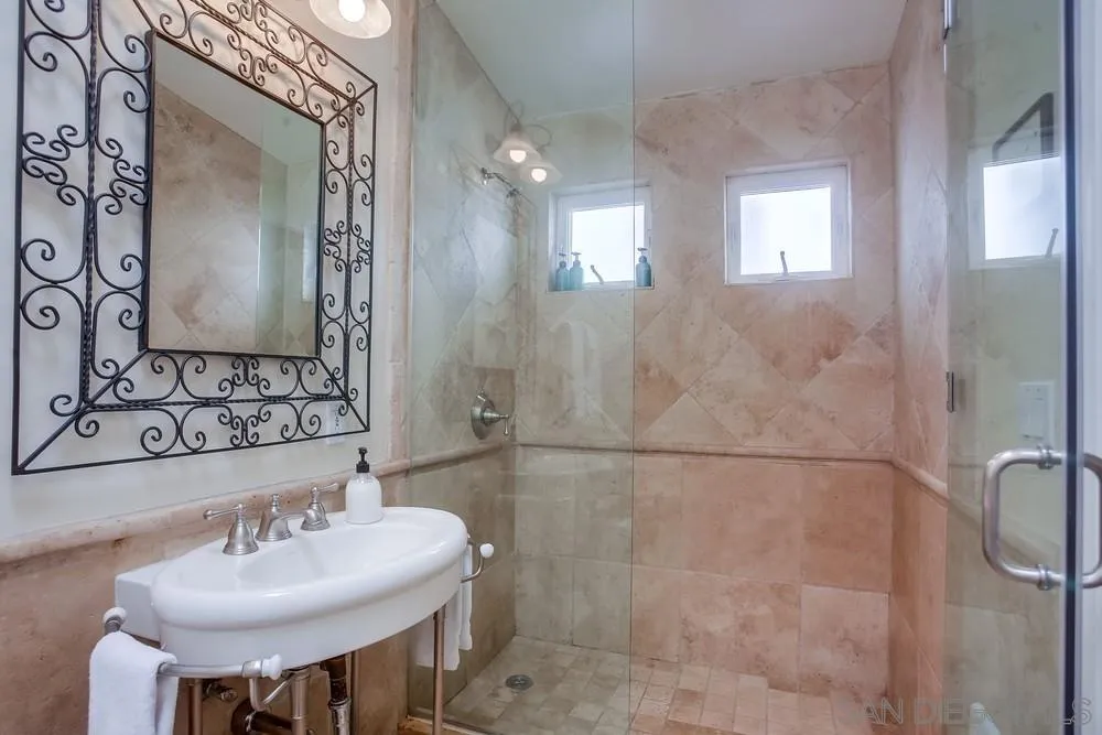 746 Ensenada Ct