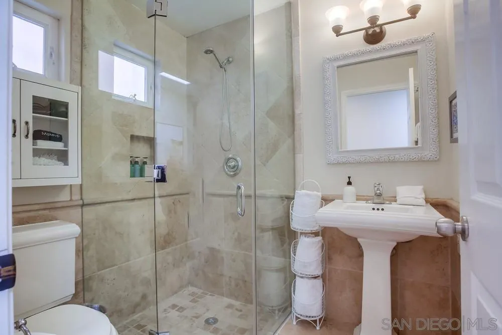 746 Ensenada Ct